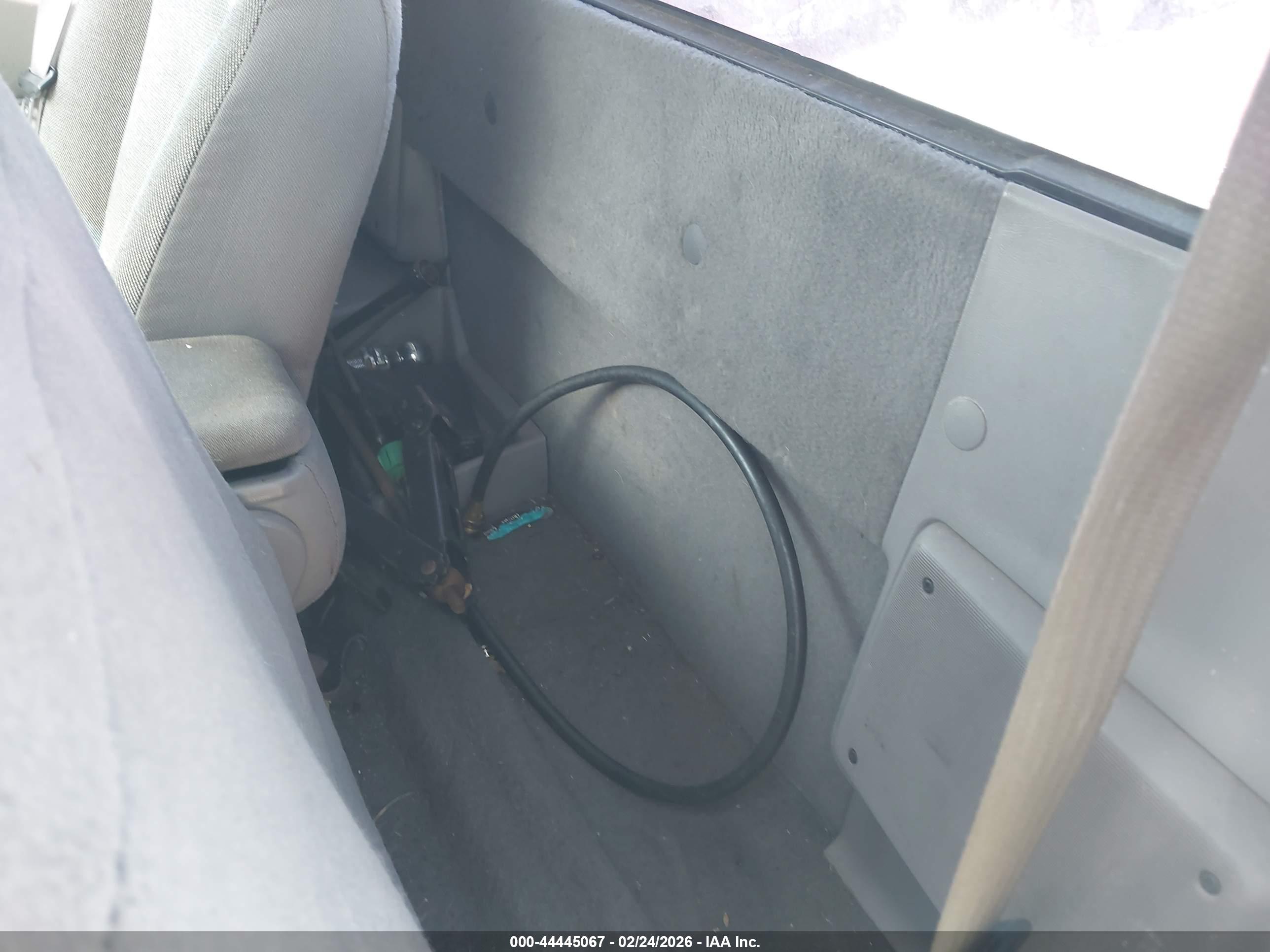 FORD RANGER image 8
