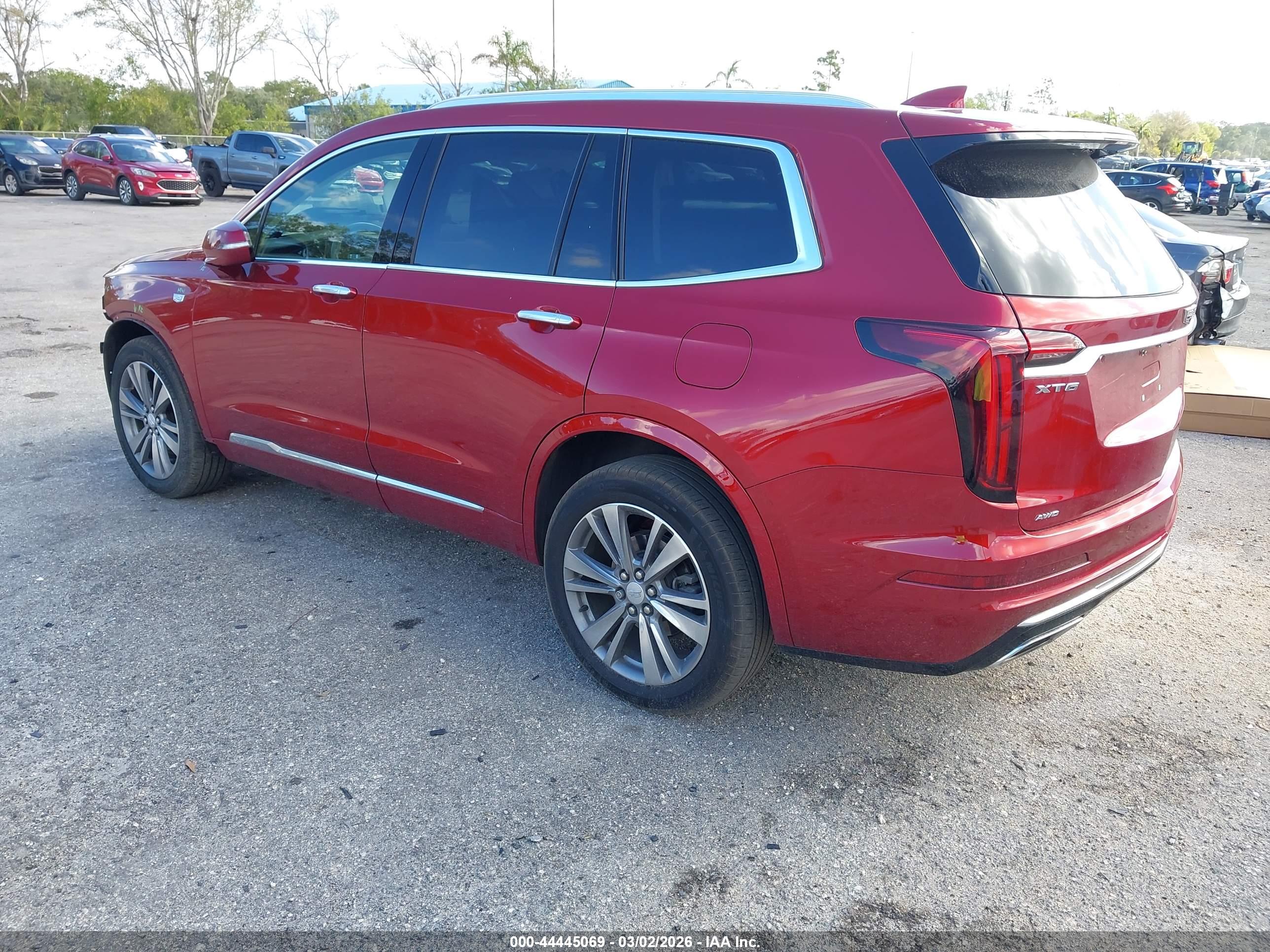 CADILLAC XT6 image 3