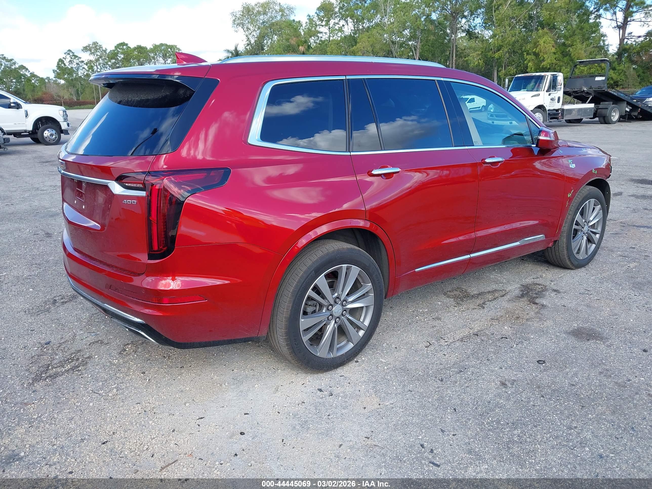 CADILLAC XT6 image 4