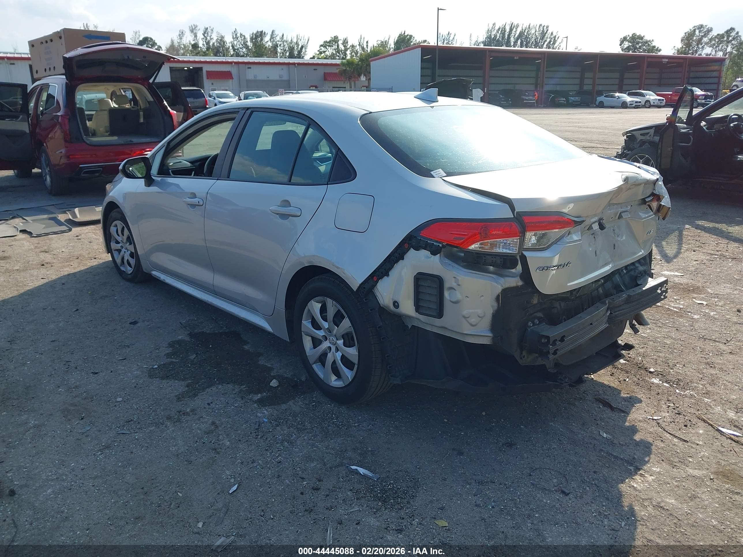 TOYOTA COROLLA image 3