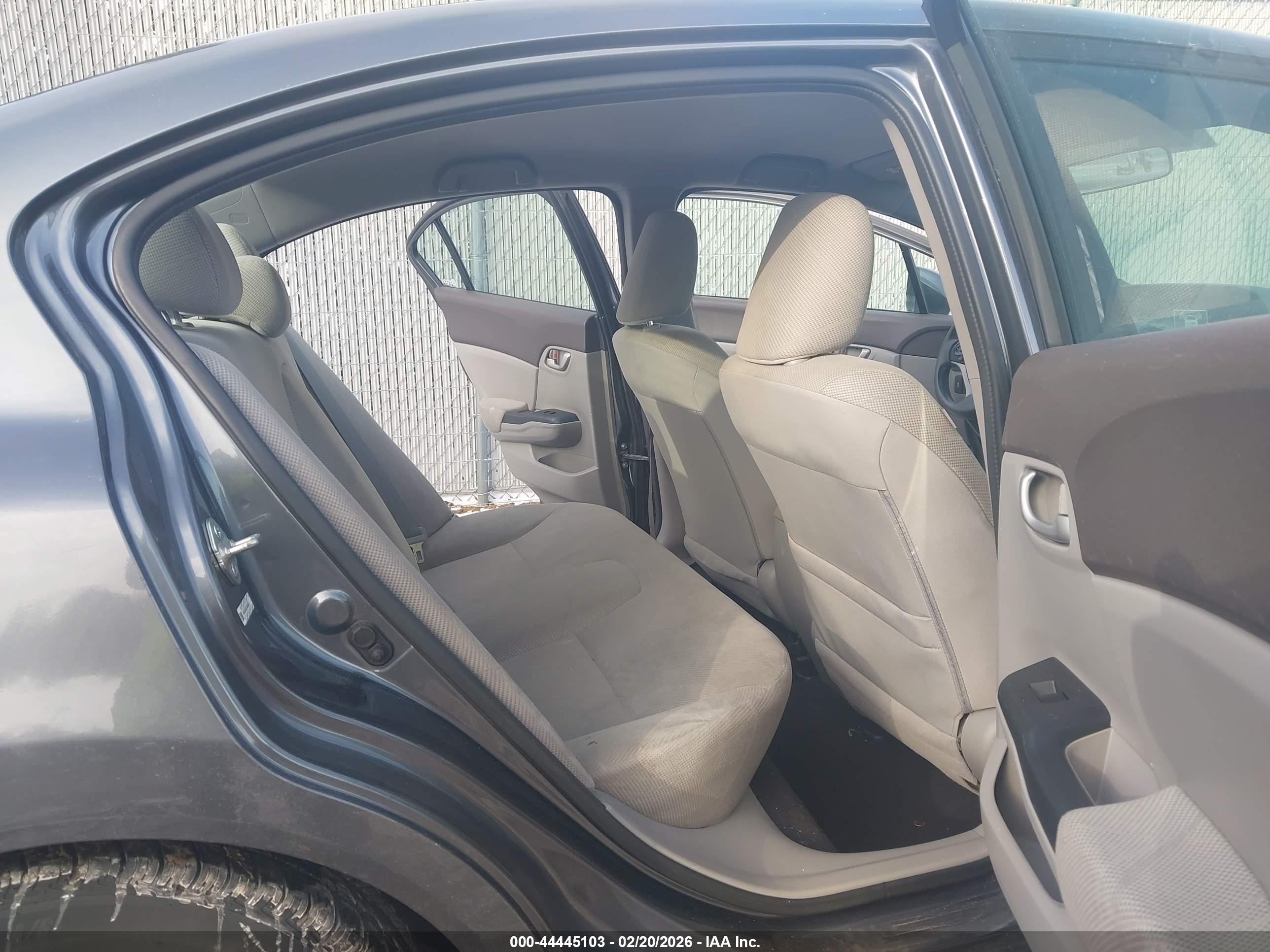 HONDA CIVIC image 8