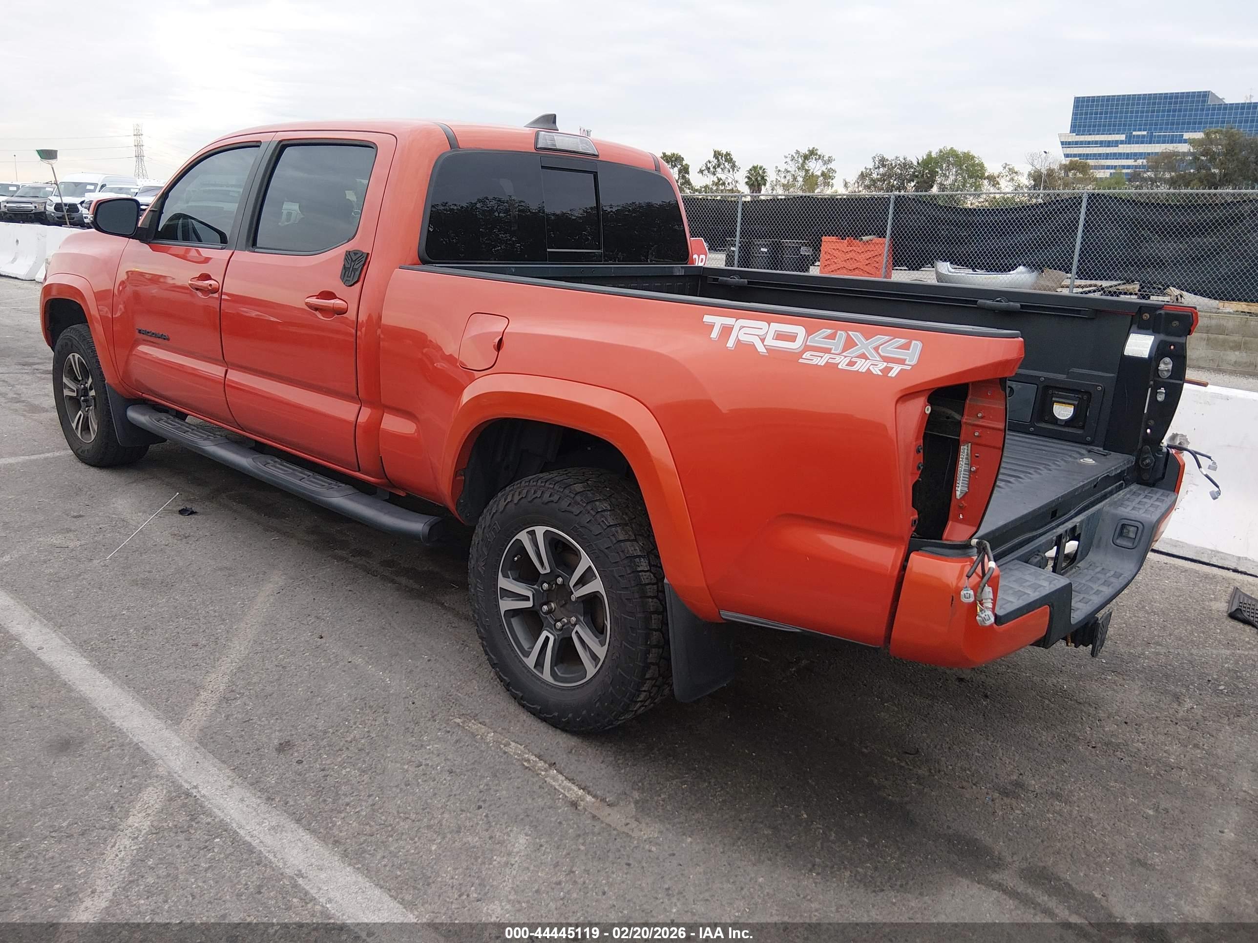 TOYOTA TACOMA image 3