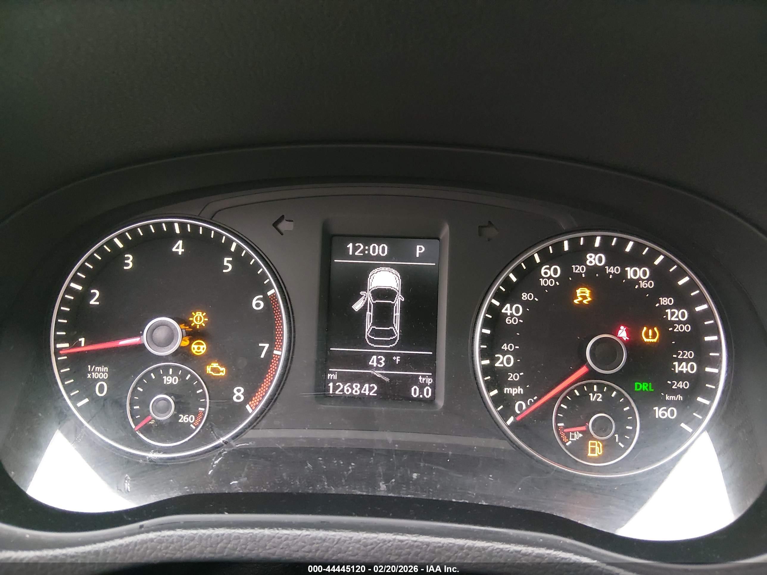 VOLKSWAGEN PASSAT image 7