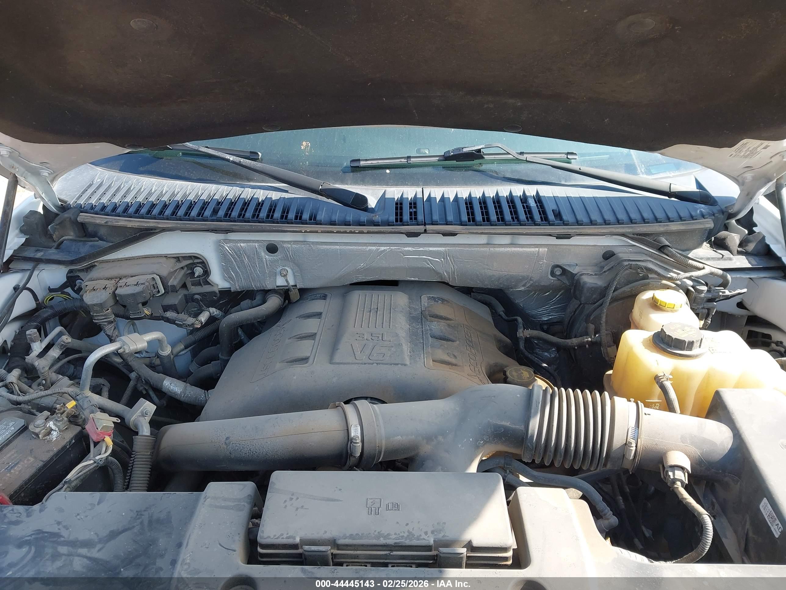 FORD EXPEDITION image 10