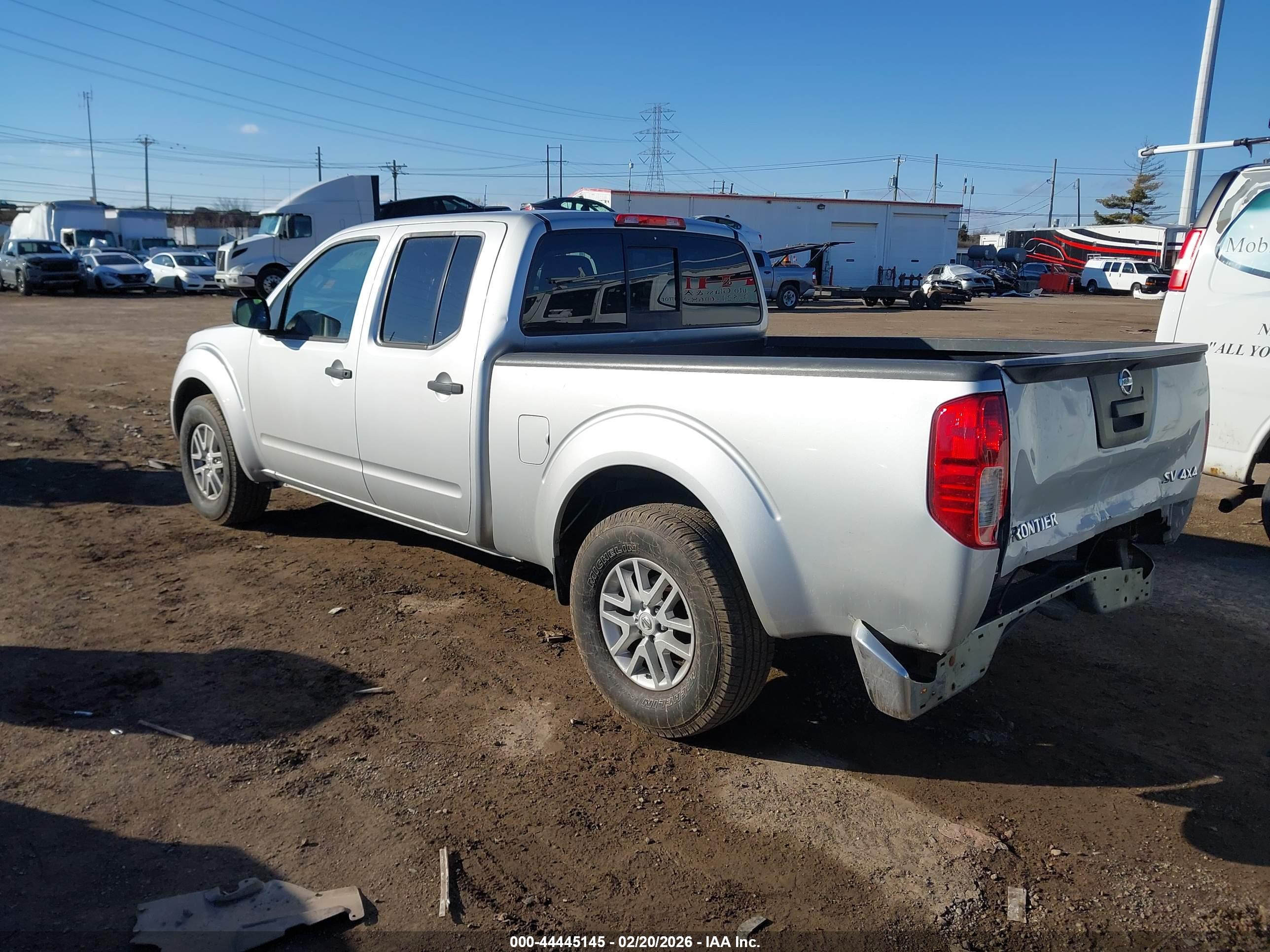 NISSAN FRONTIER image 3