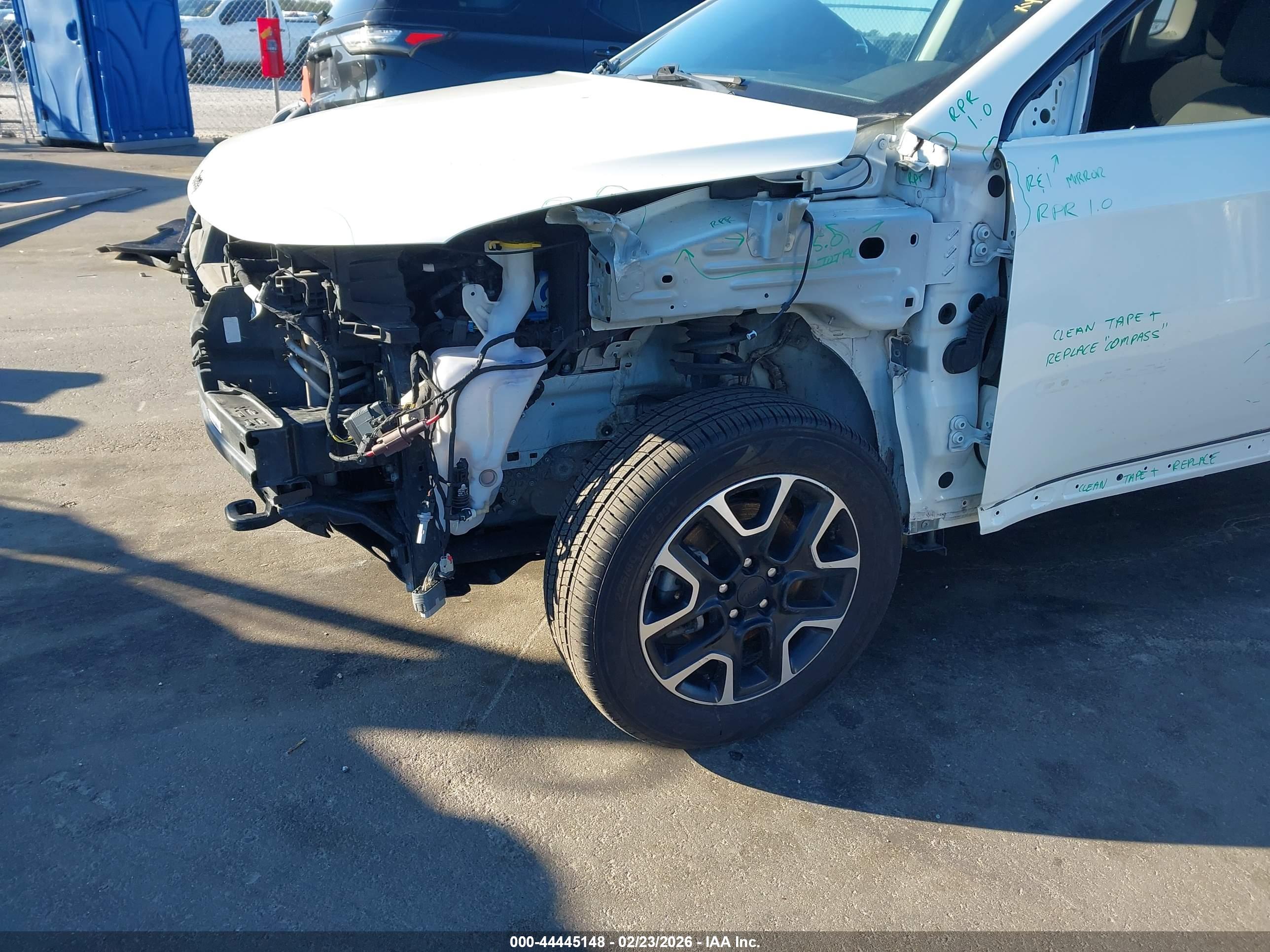 JEEP COMPASS image 6