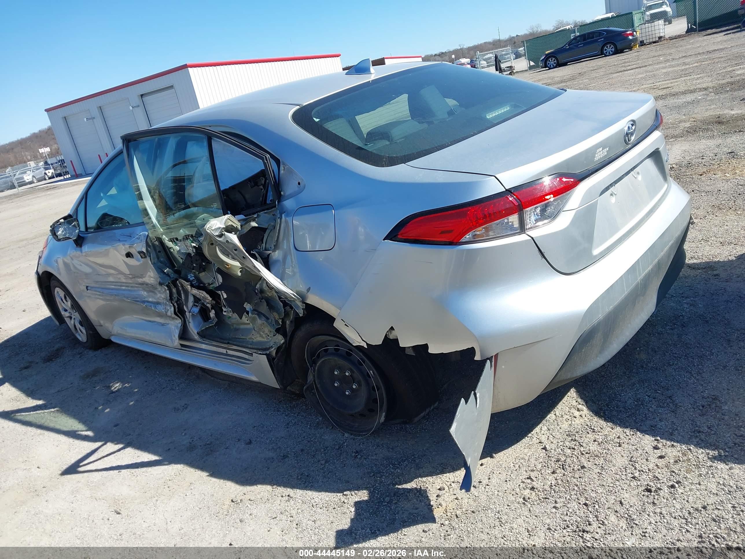 TOYOTA COROLLA image 3