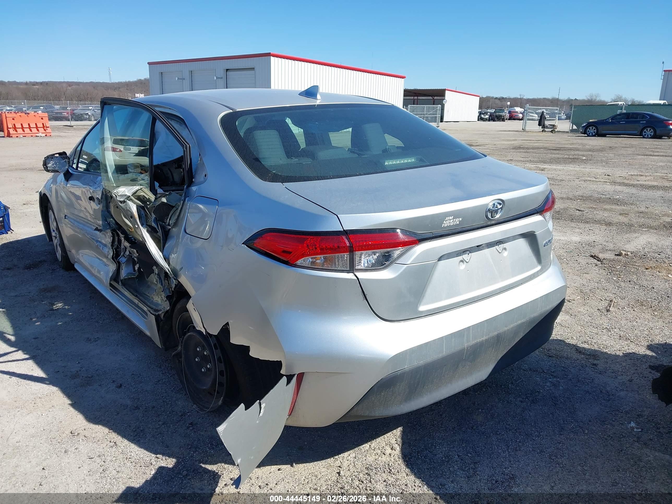 TOYOTA COROLLA image 4