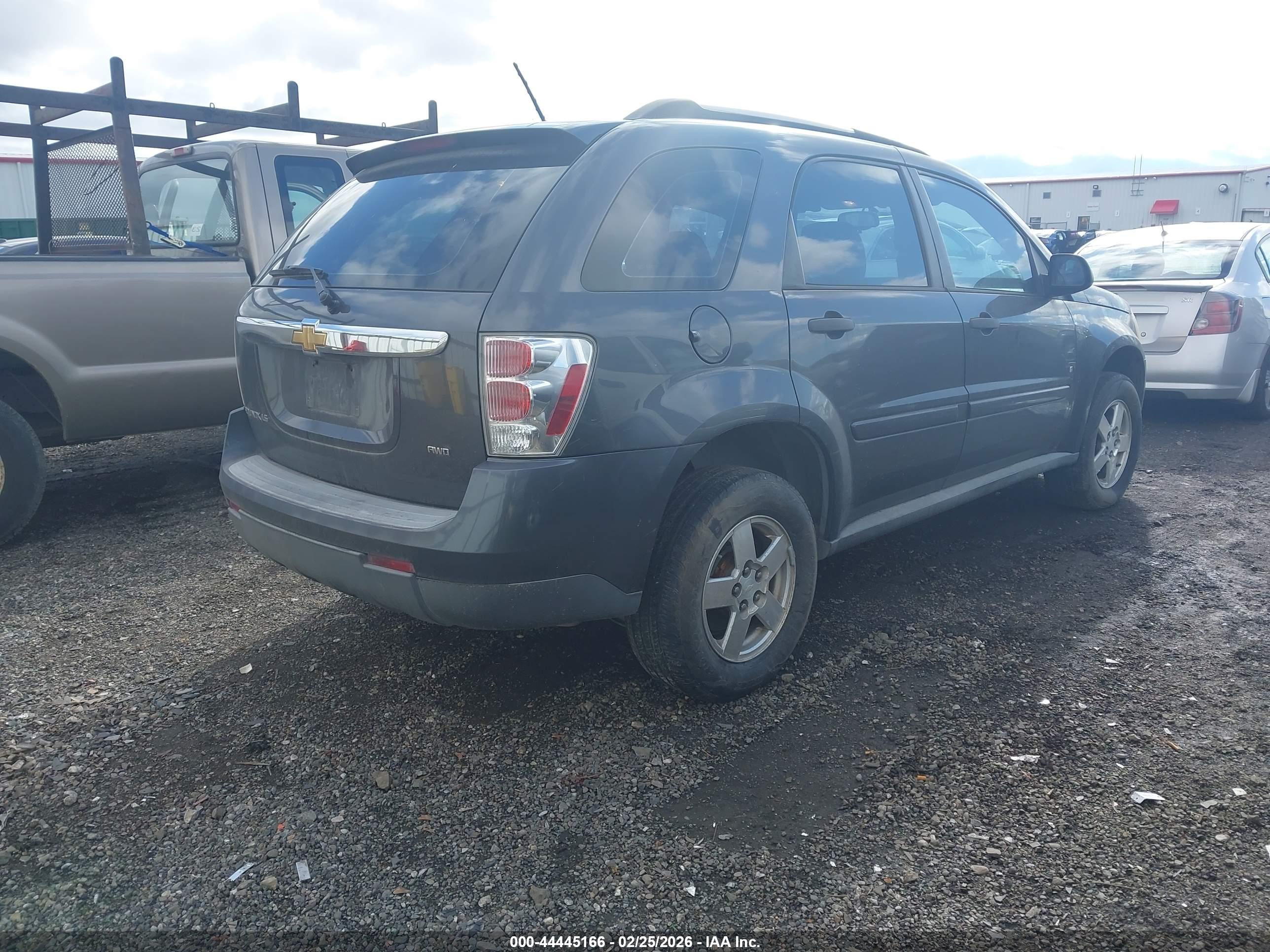 CHEVROLET EQUINOX image 4