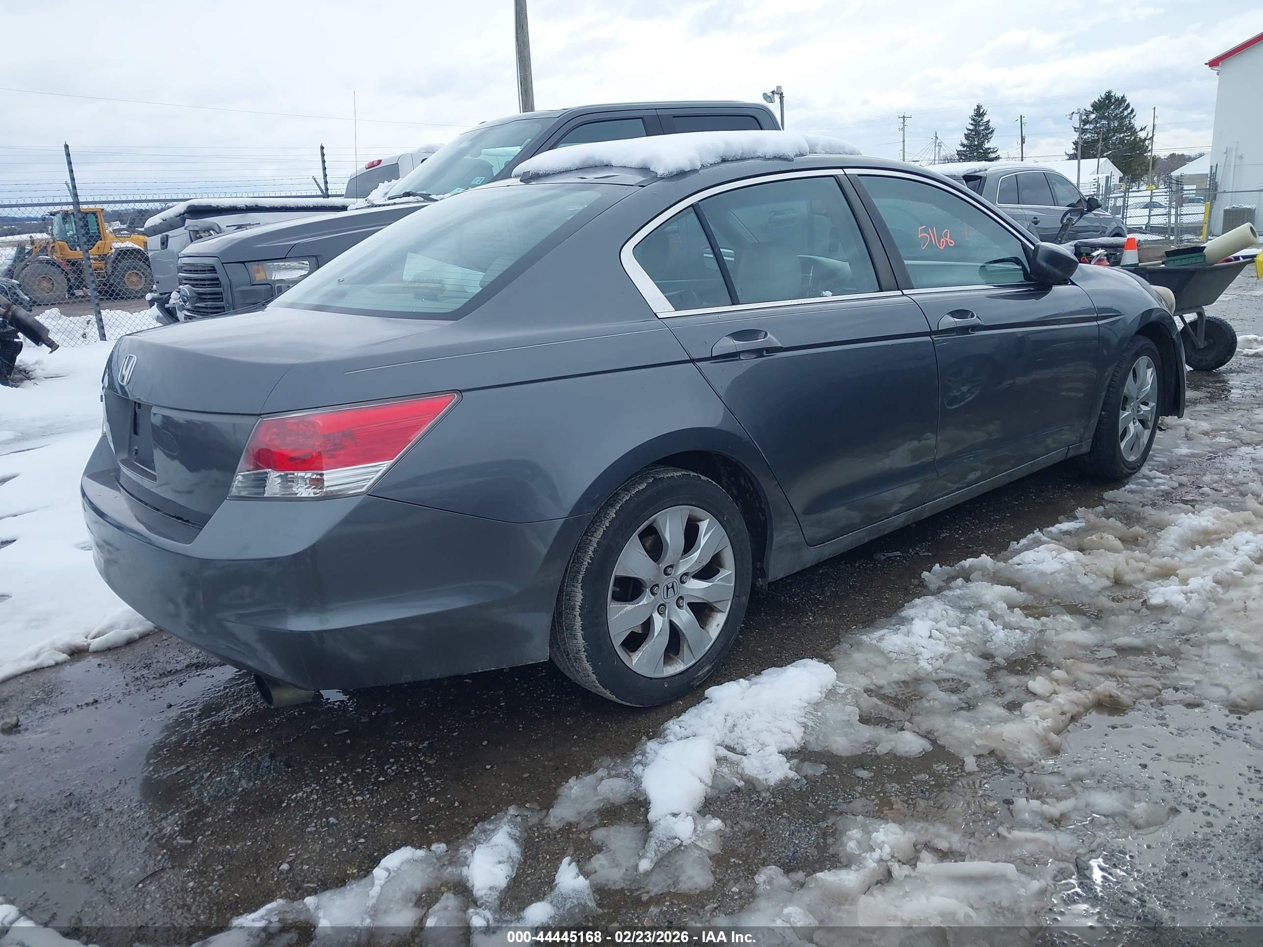 HONDA ACCORD image 4