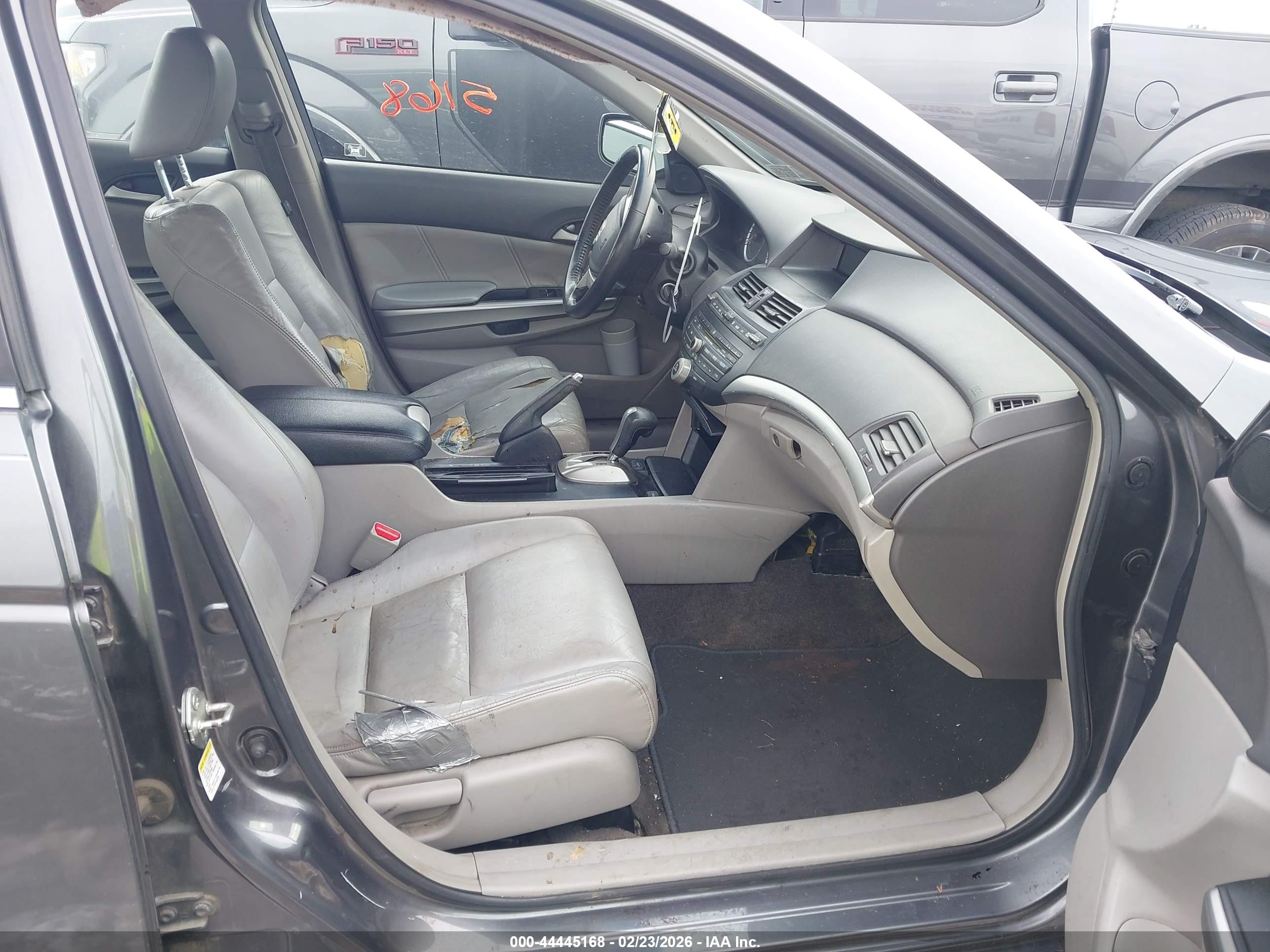 HONDA ACCORD image 5