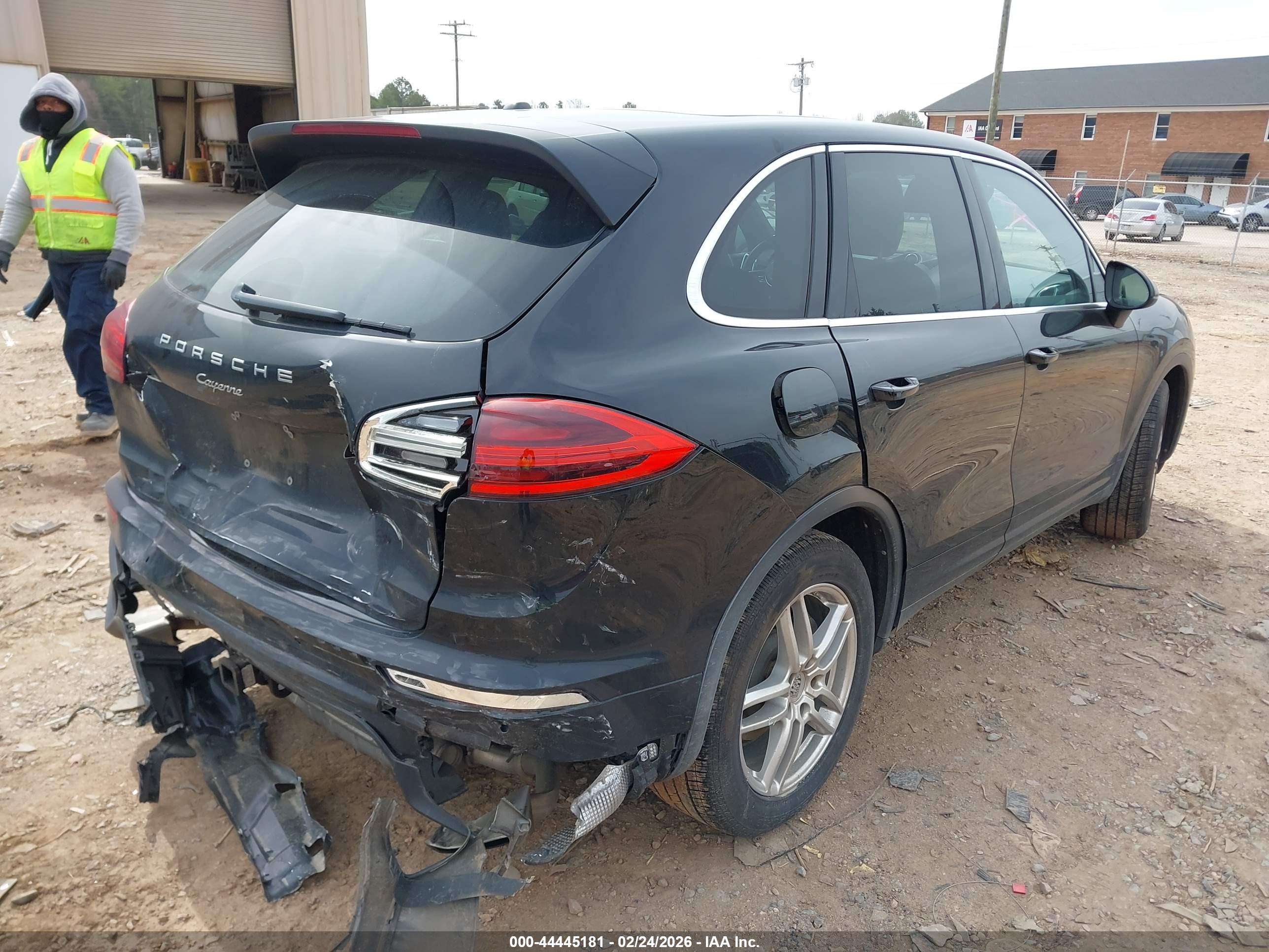 PORSCHE CAYENNE image 4