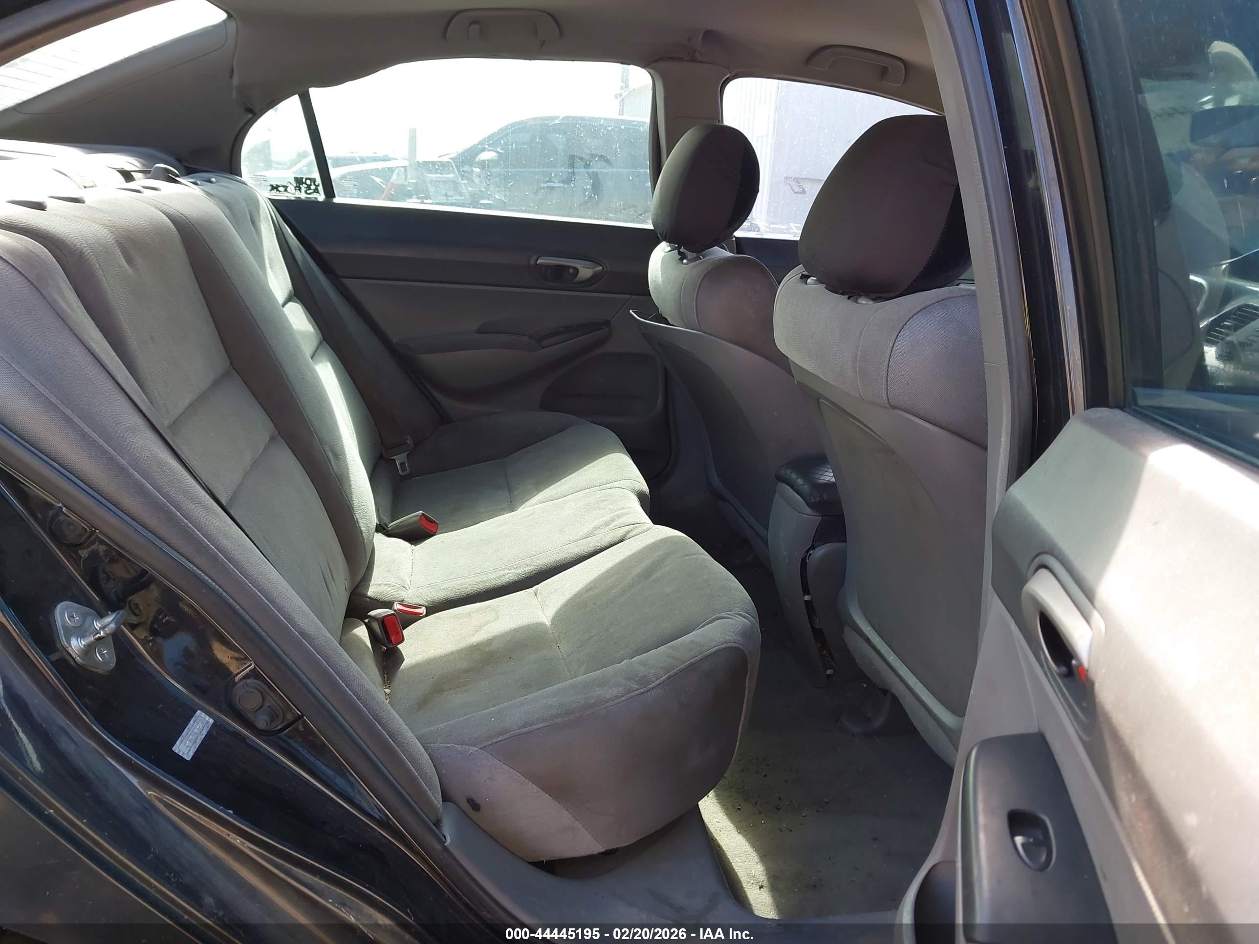 HONDA CIVIC image 8