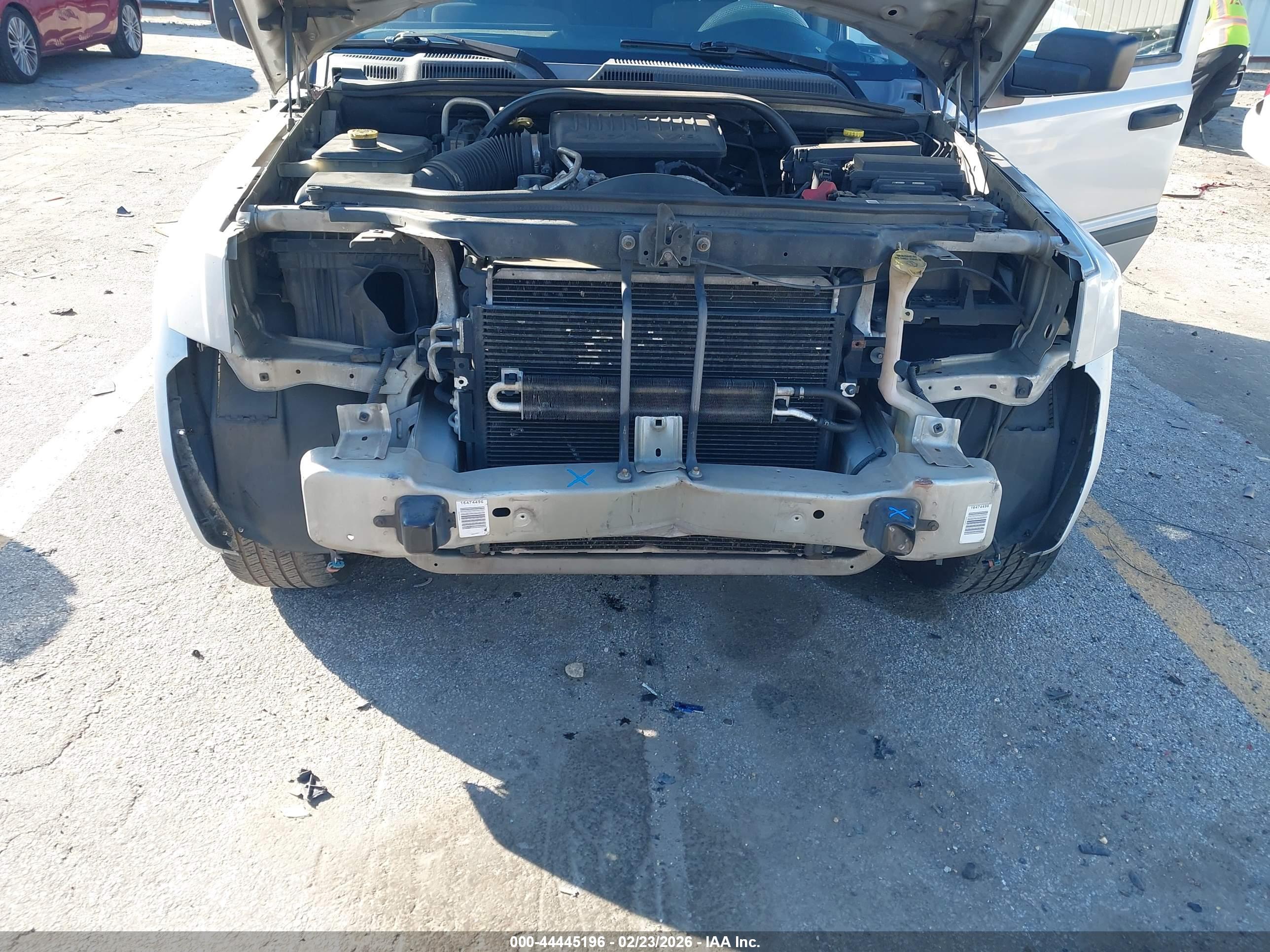 JEEP COMMANDER image 6