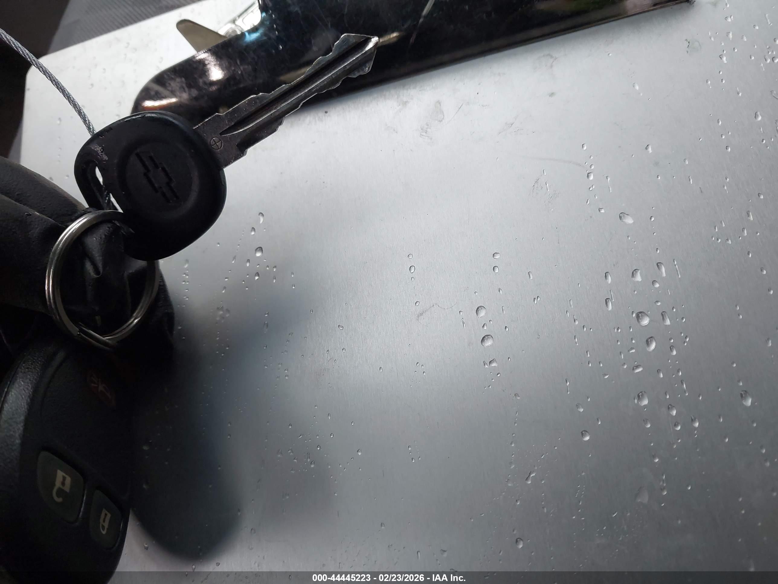 CHEVROLET EQUINOX image 11