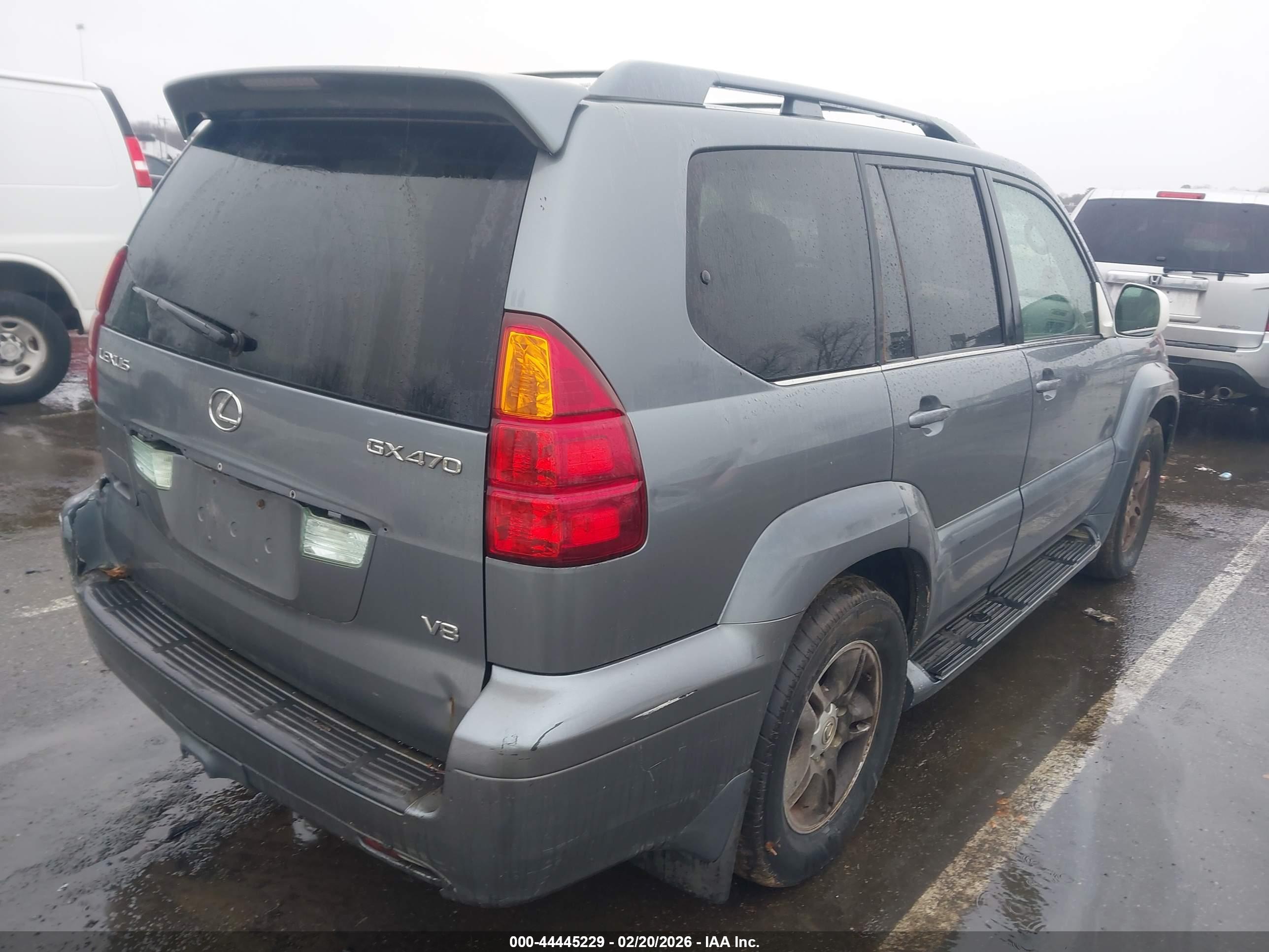 LEXUS GX image 4