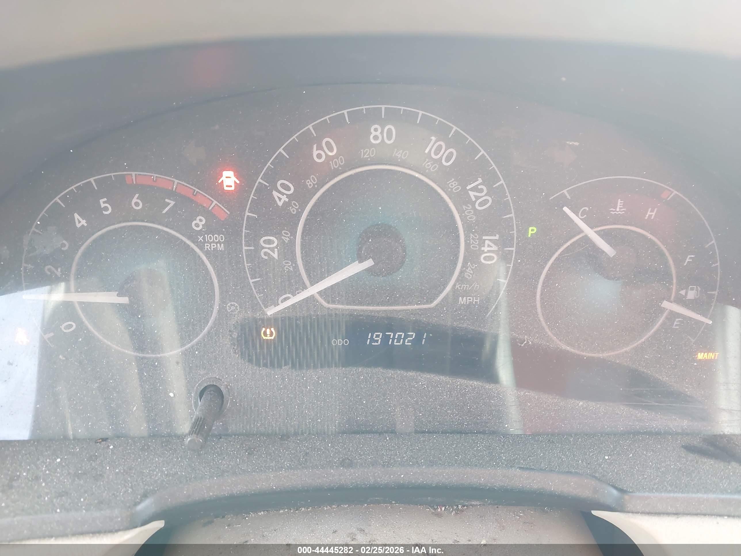 TOYOTA CAMRY image 7