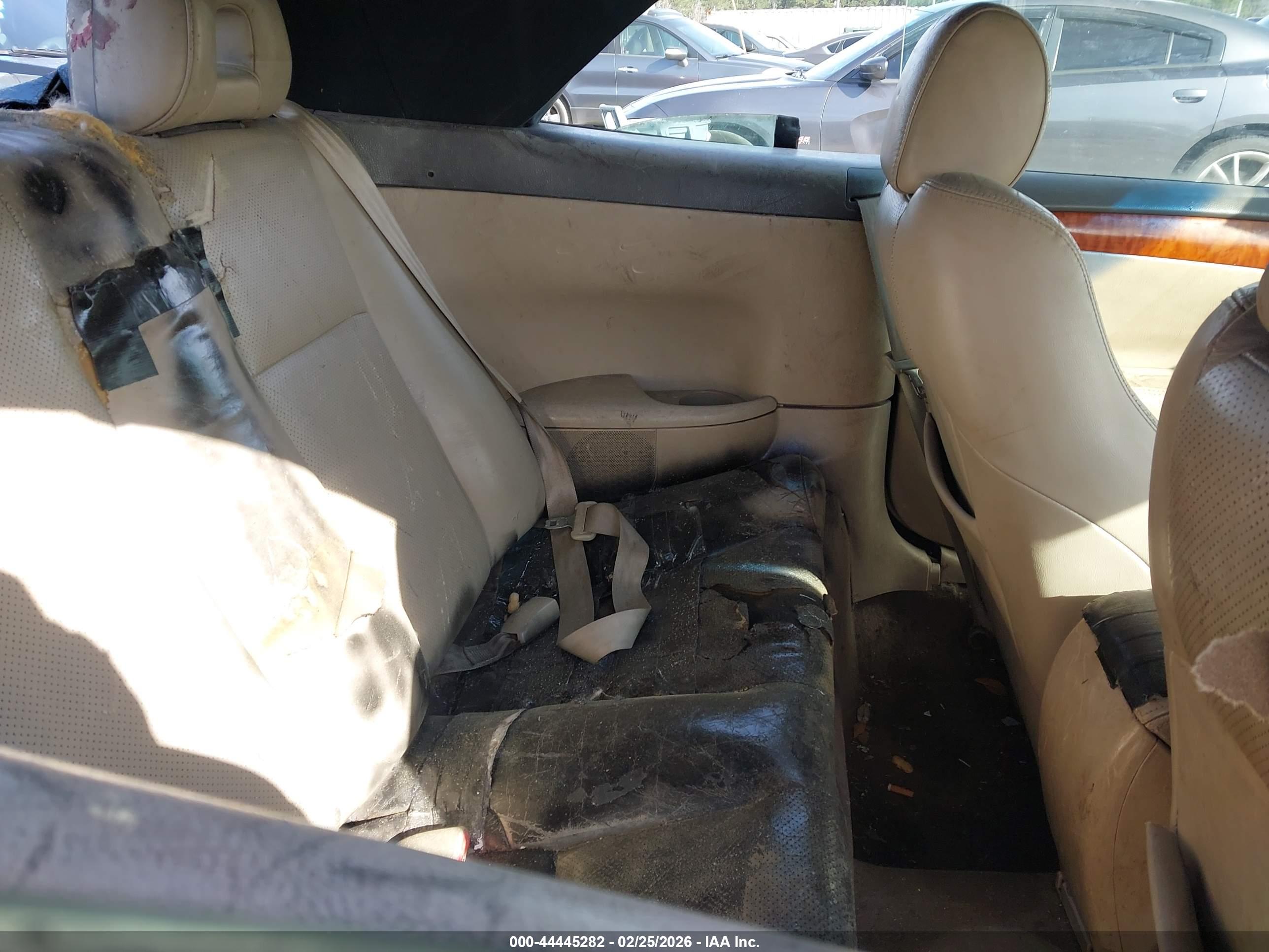 TOYOTA CAMRY image 8