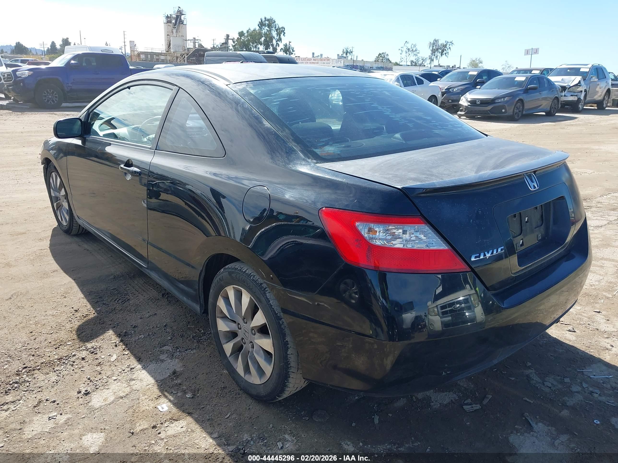 HONDA CIVIC image 3