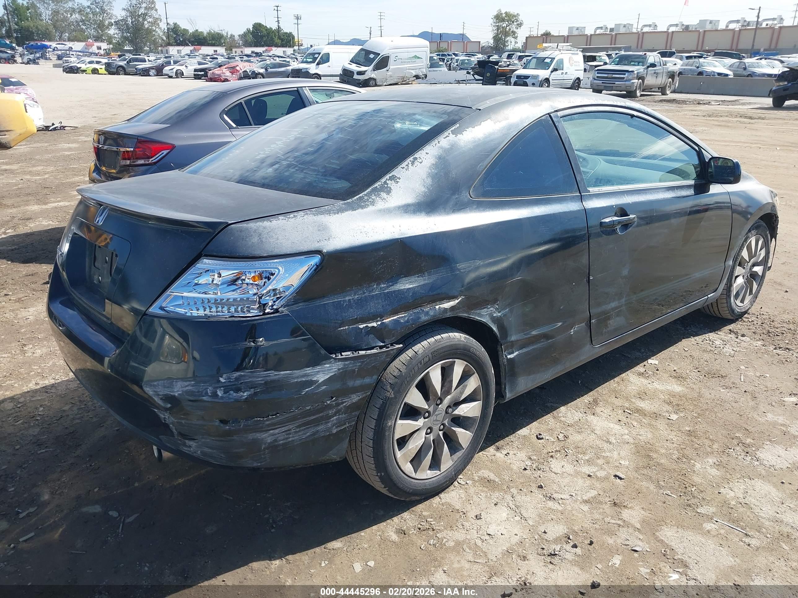 HONDA CIVIC image 4