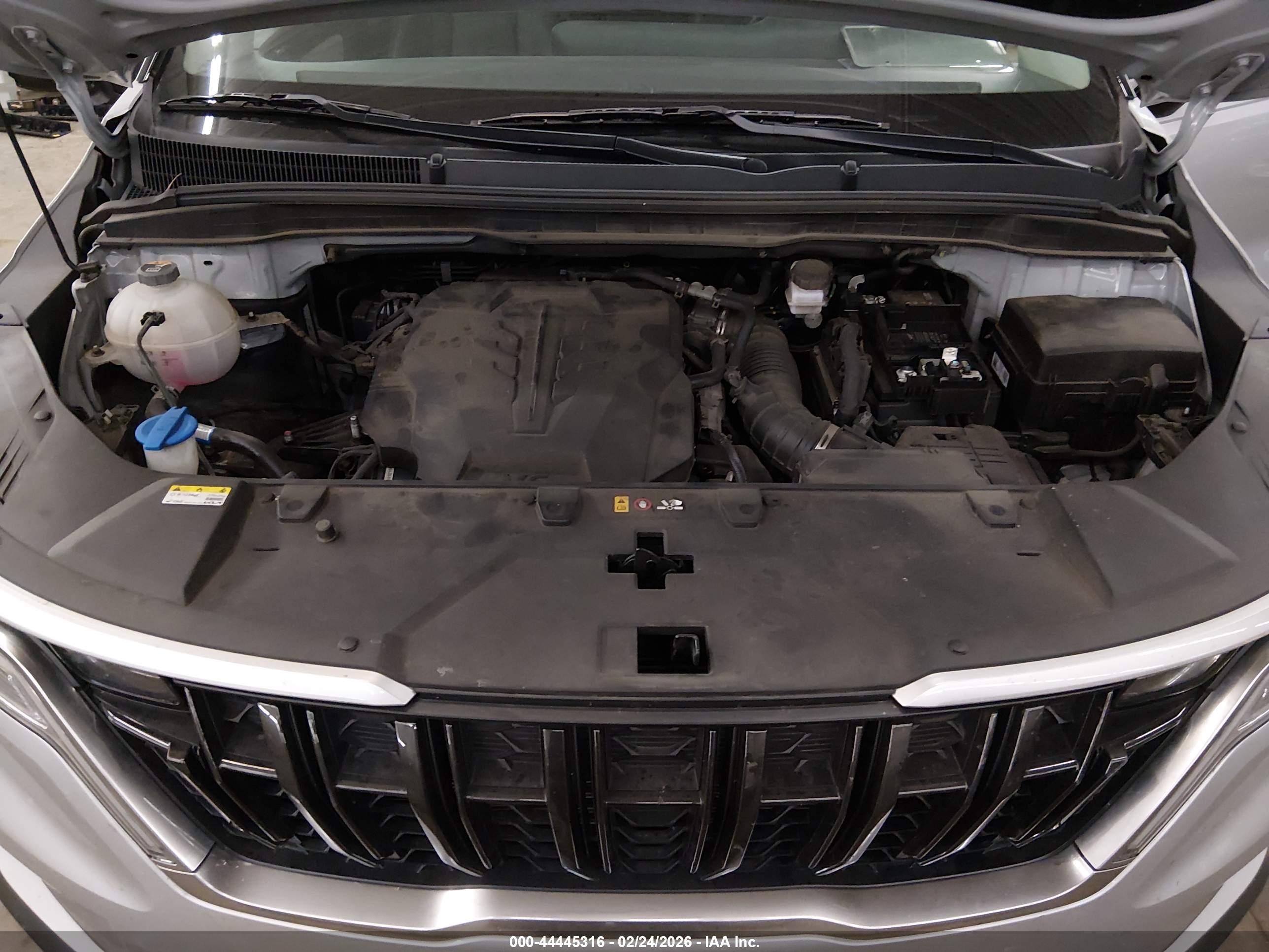KIA CARNIVAL image 10