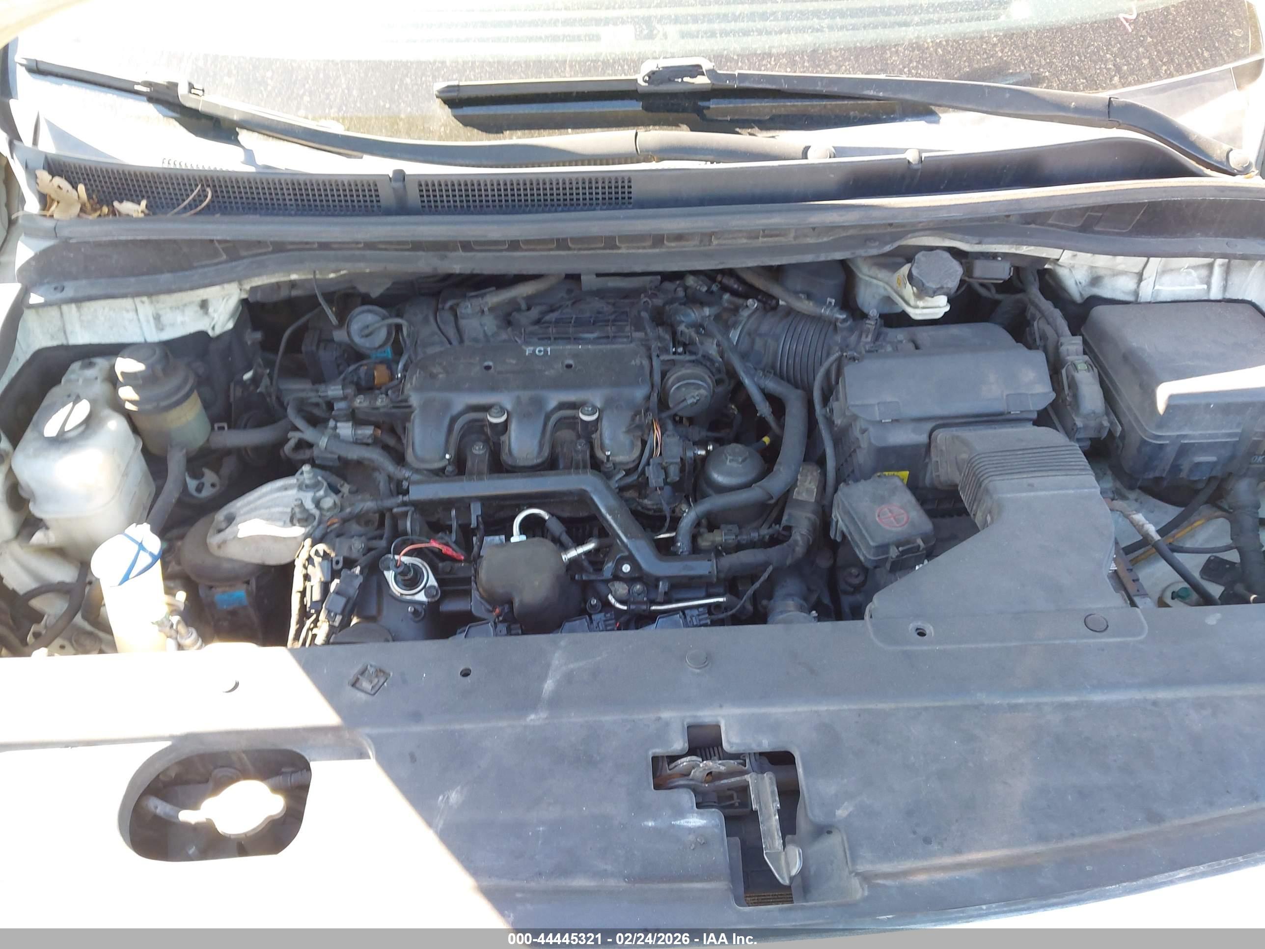 KIA SEDONA image 10