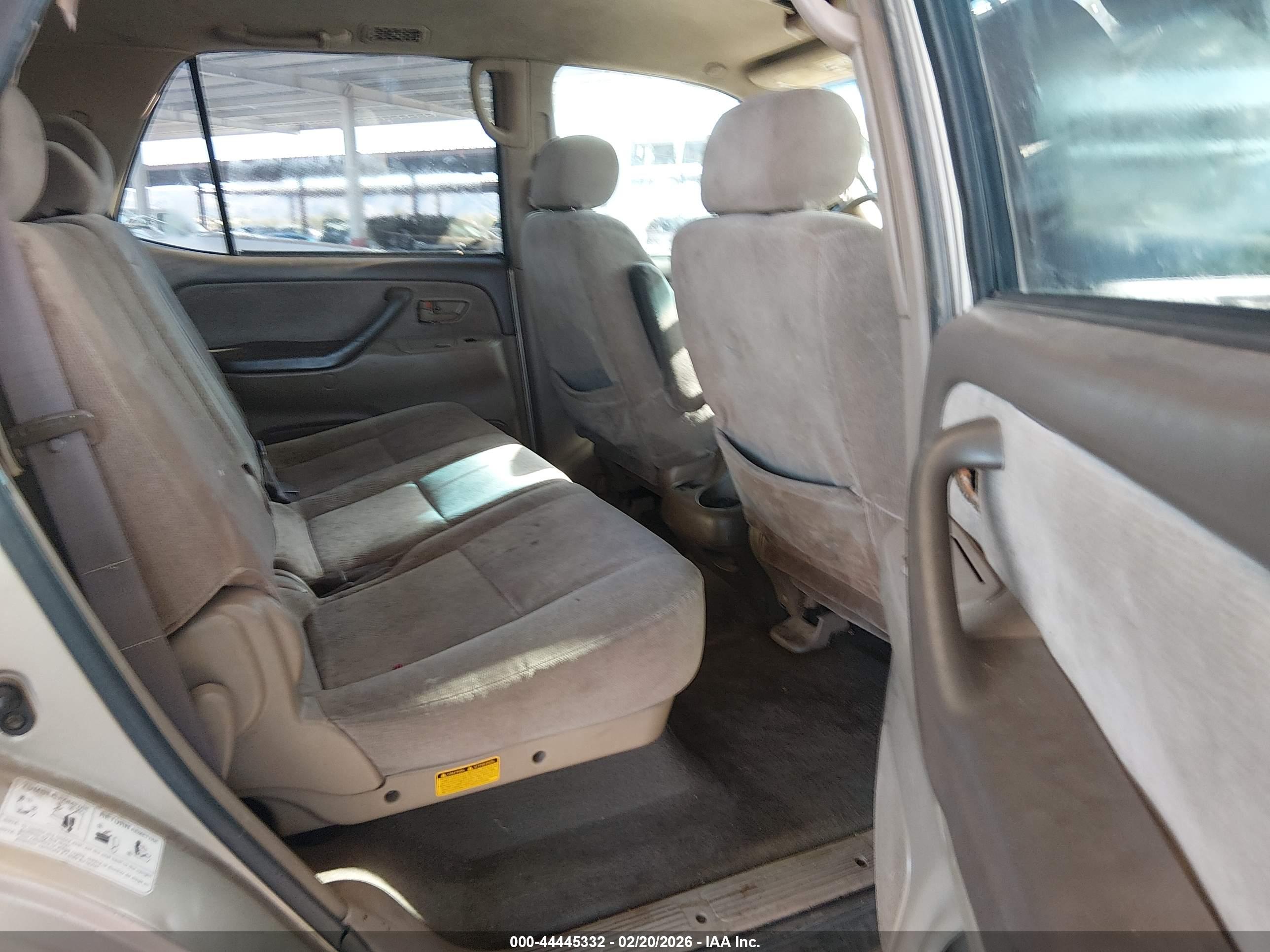 TOYOTA SEQUOIA image 8