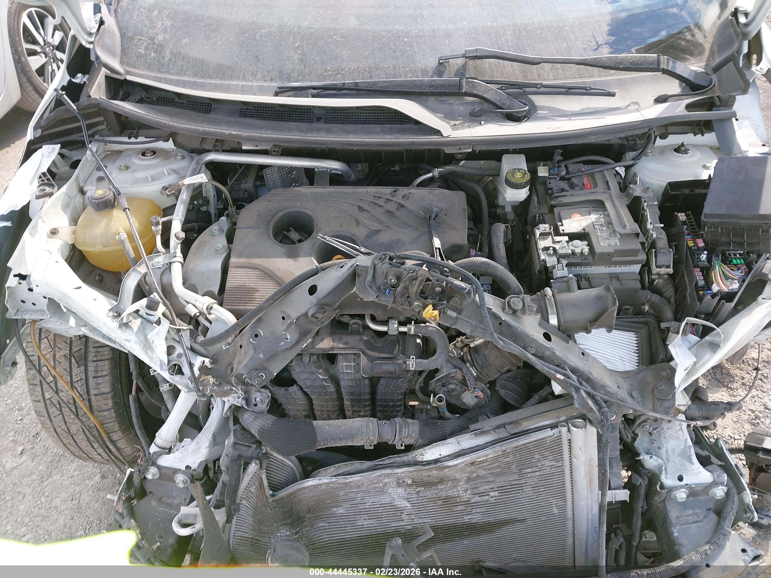 NISSAN ROGUE image 10