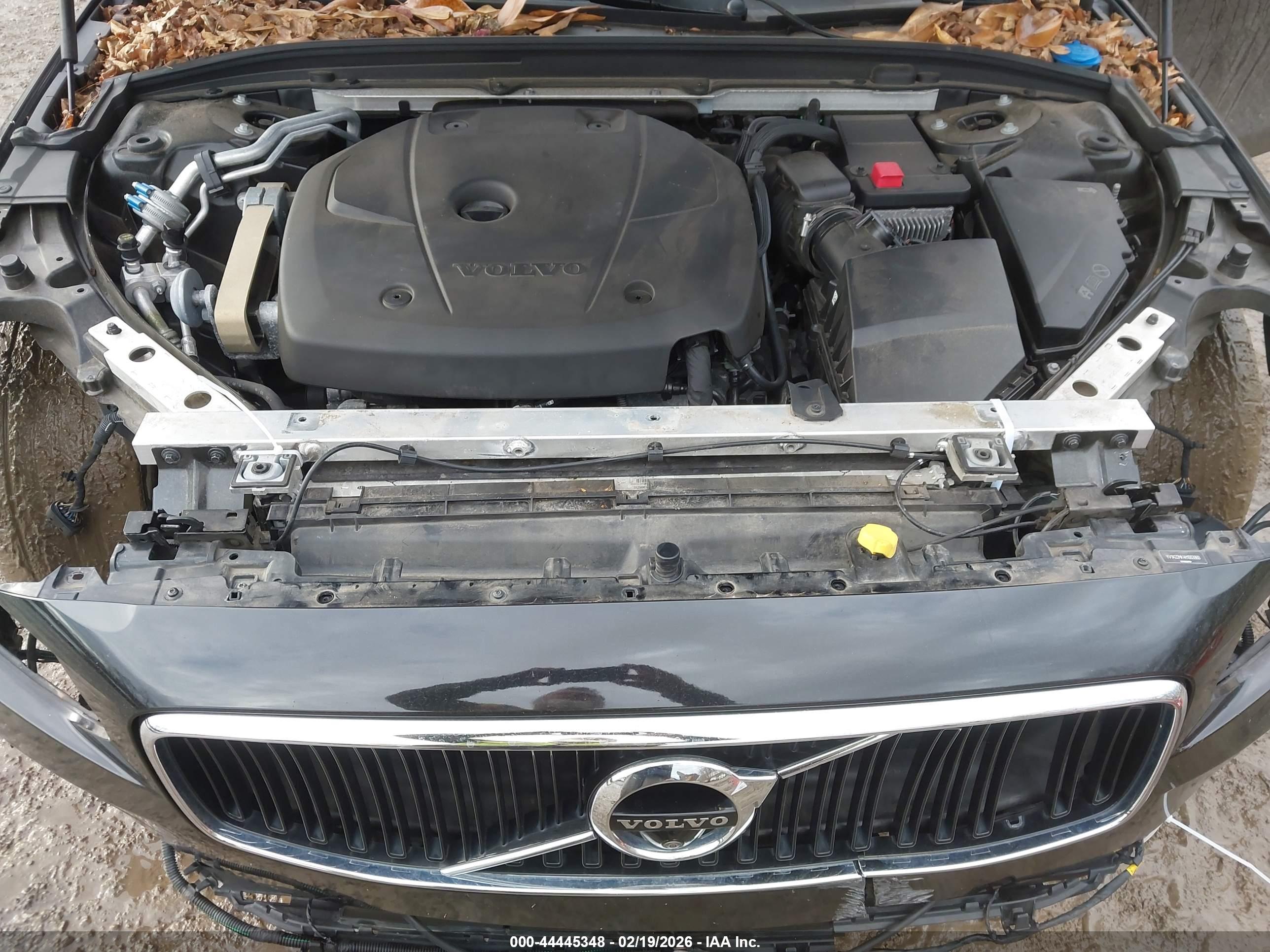 VOLVO S90 image 10