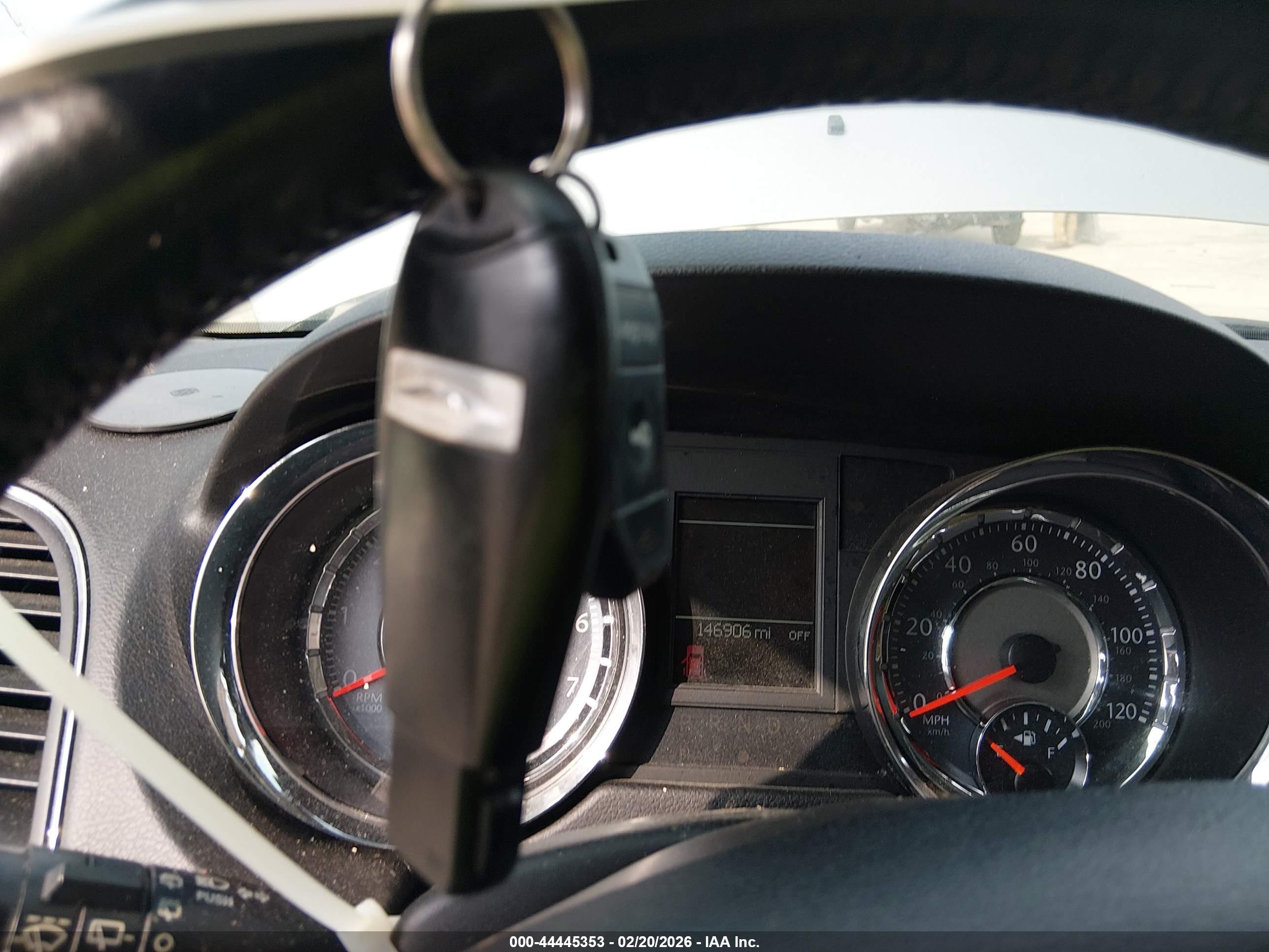 CHRYSLER TOWN image 11