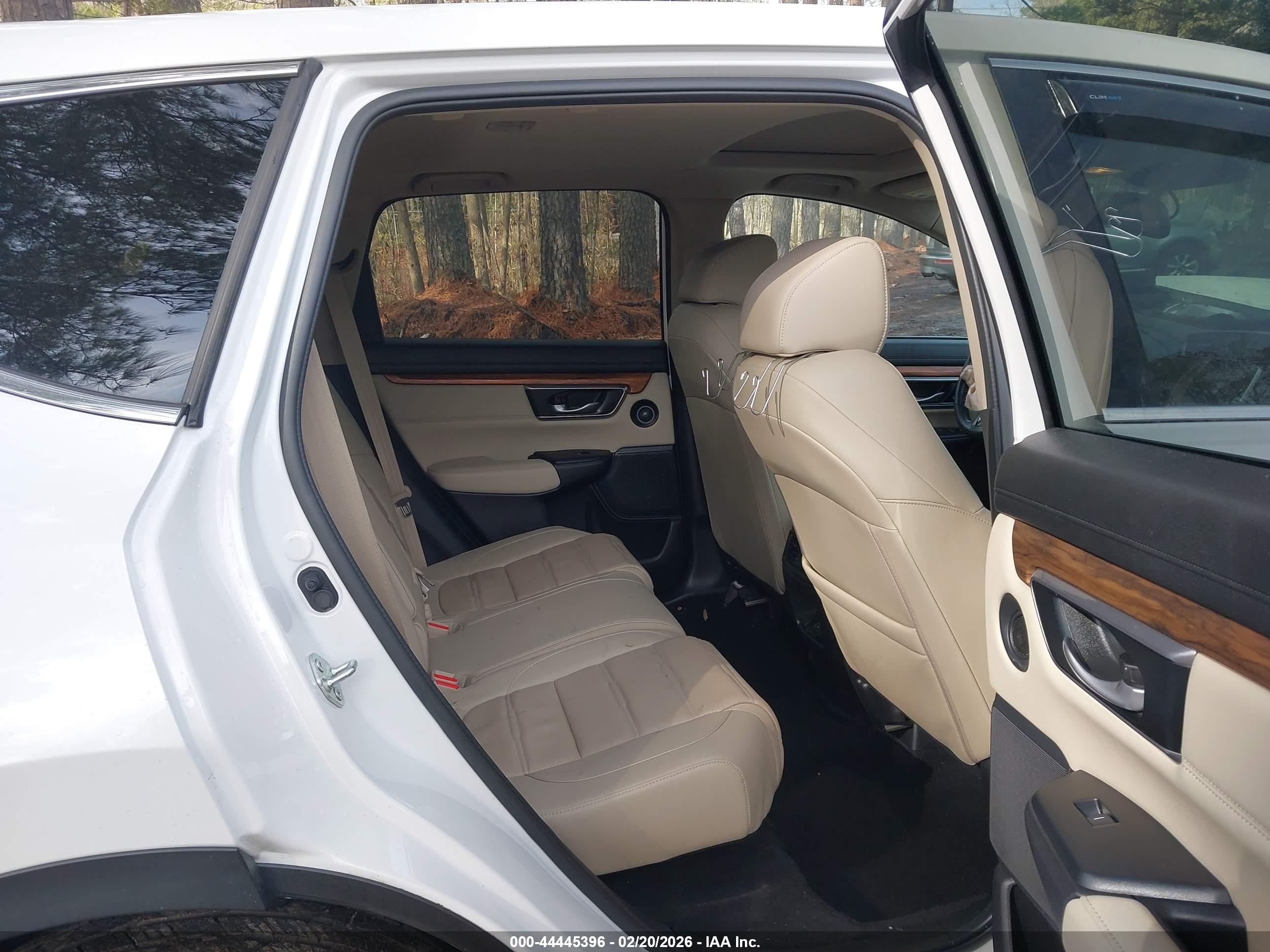 HONDA CR-V image 8