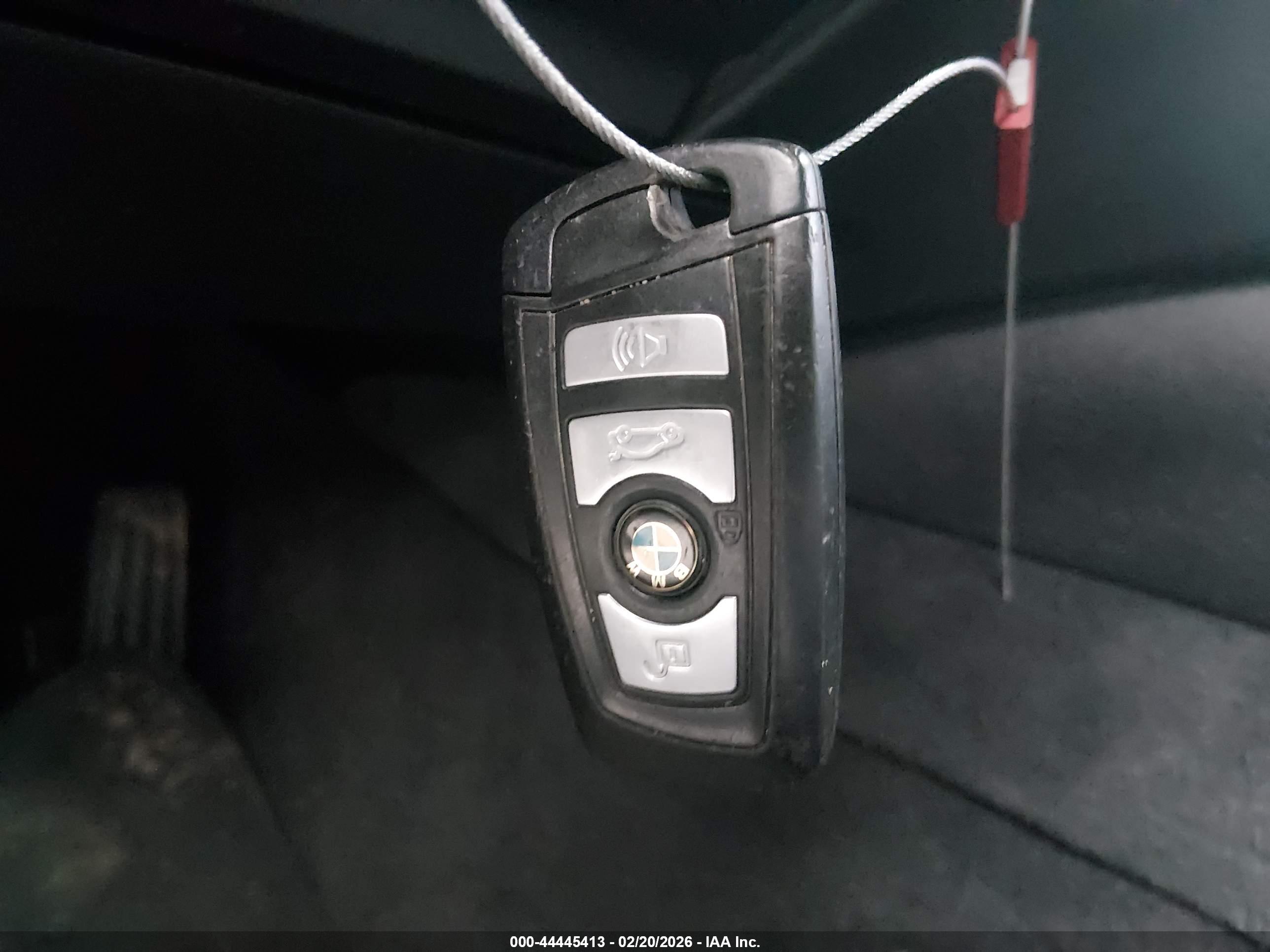 BMW 528I image 11