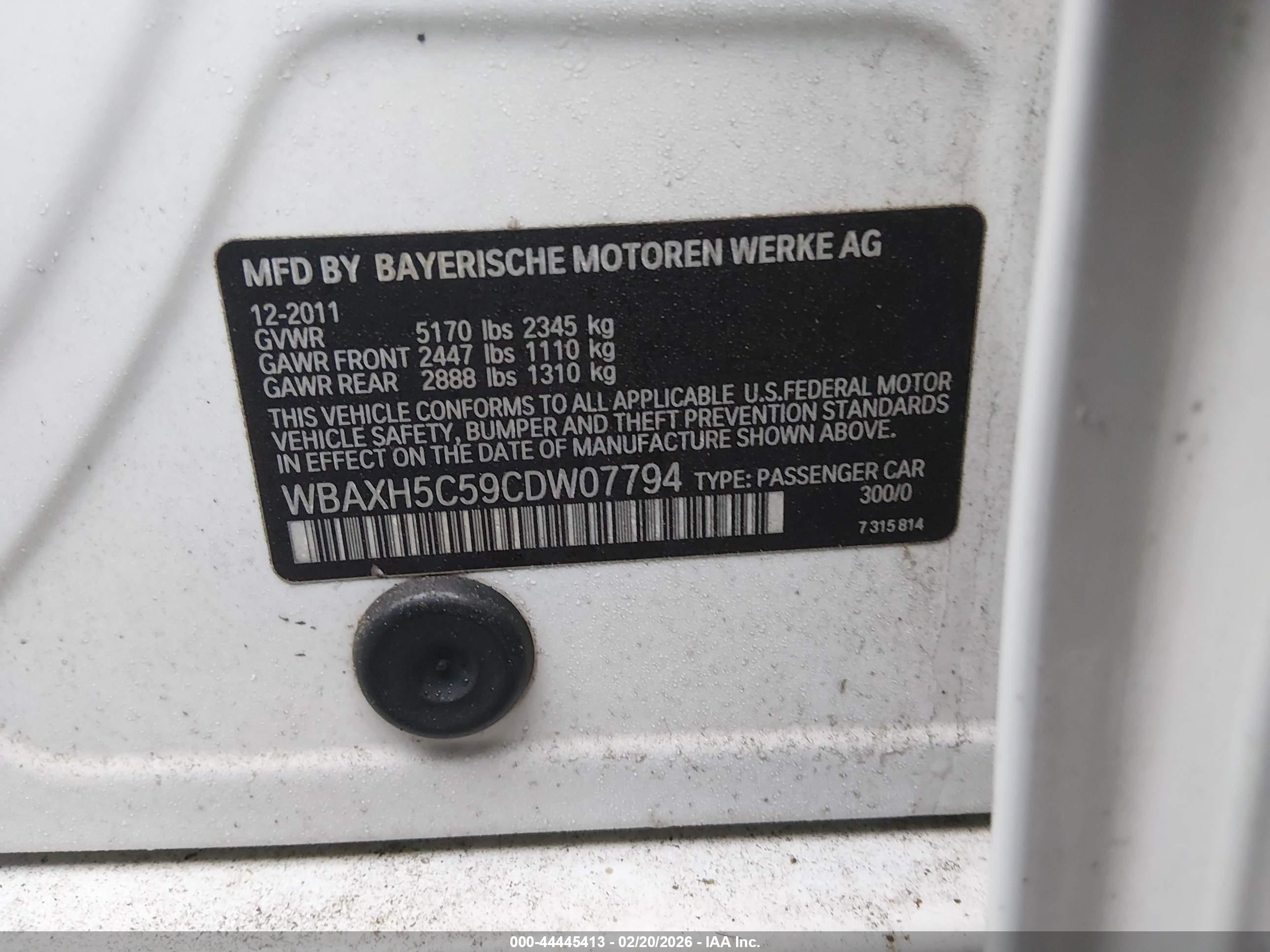BMW 528I image 9