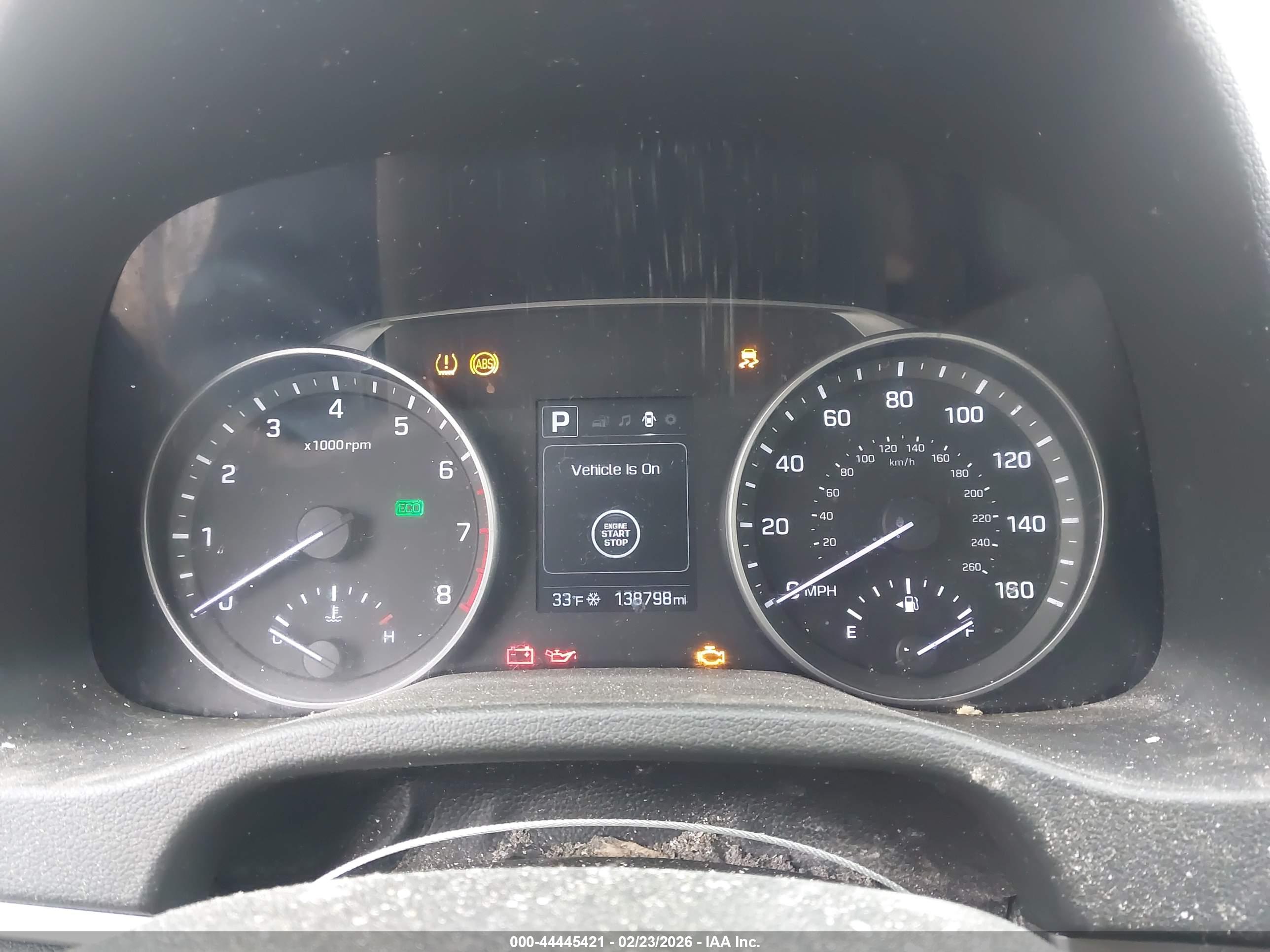 HYUNDAI ELANTRA image 7