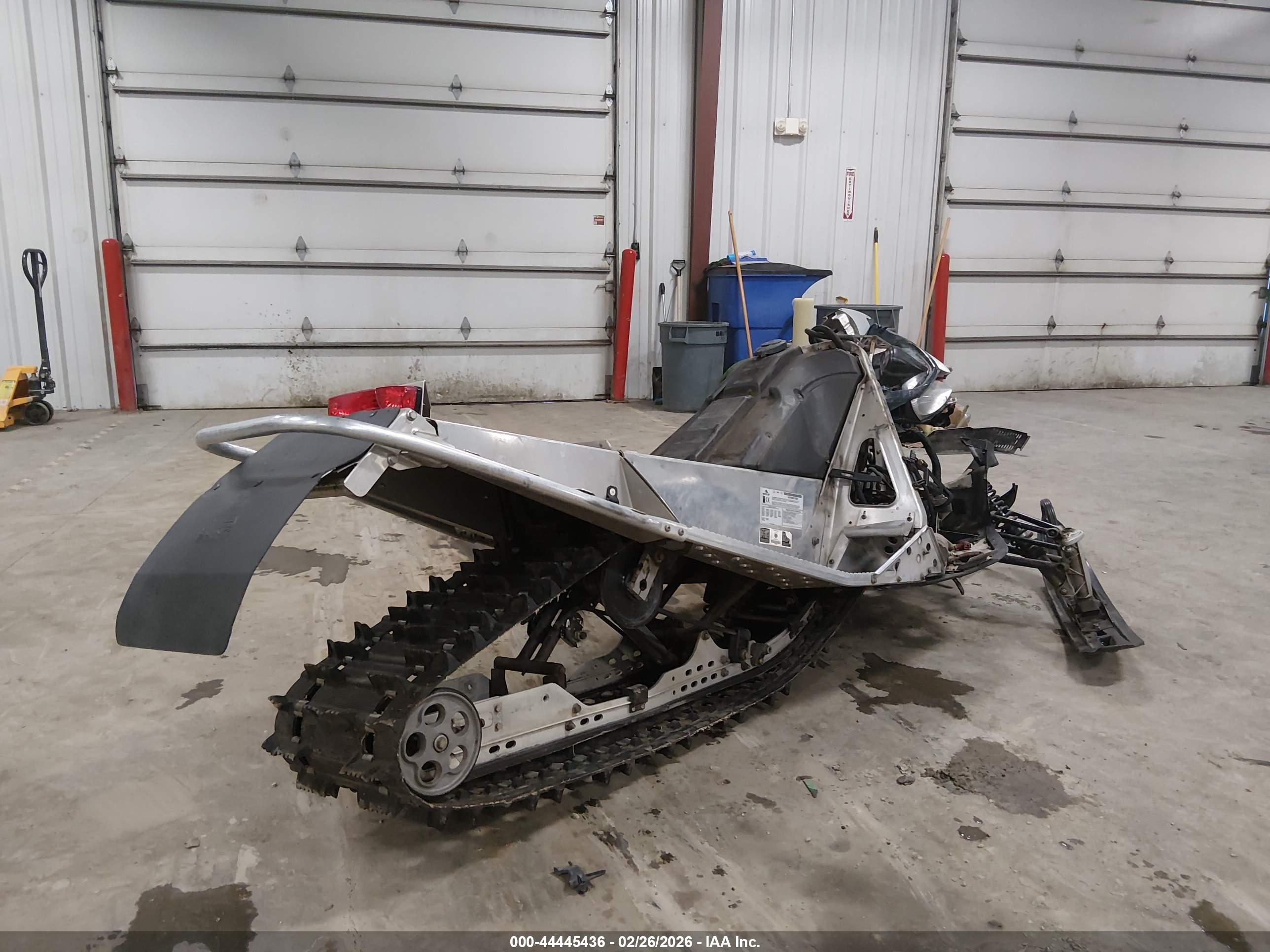ARCTIC CAT image 4