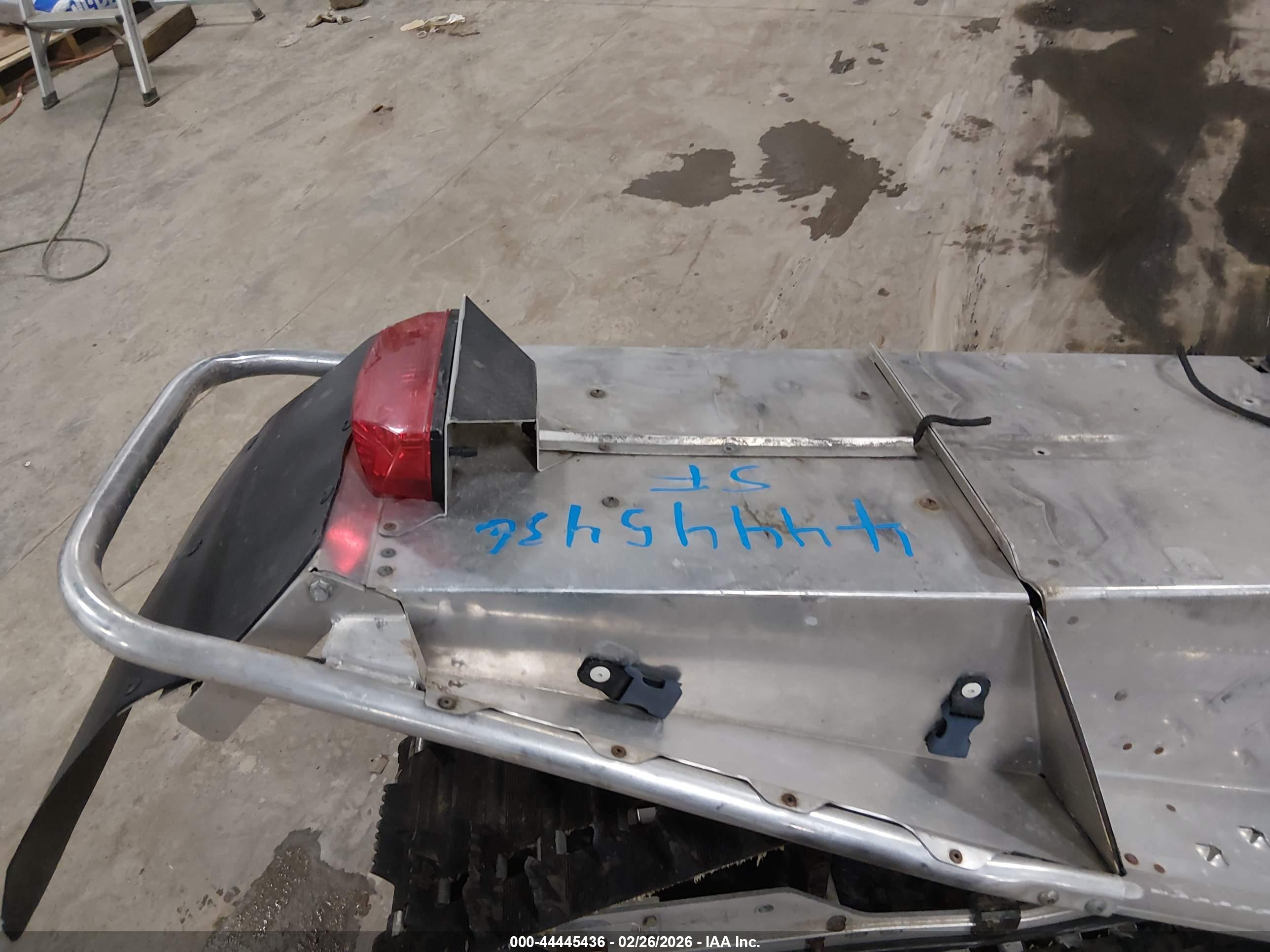 ARCTIC CAT image 8