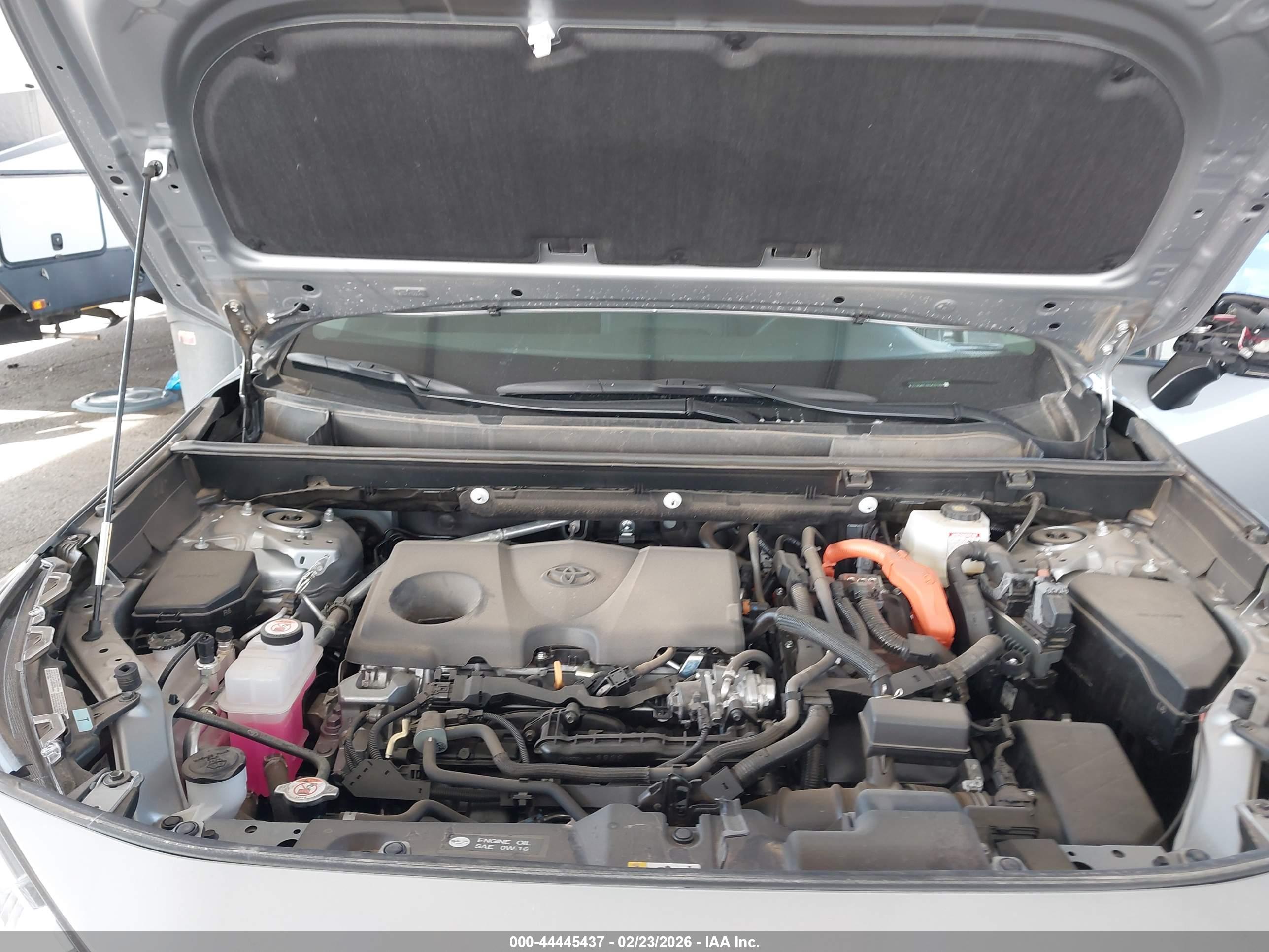 TOYOTA RAV4 image 10