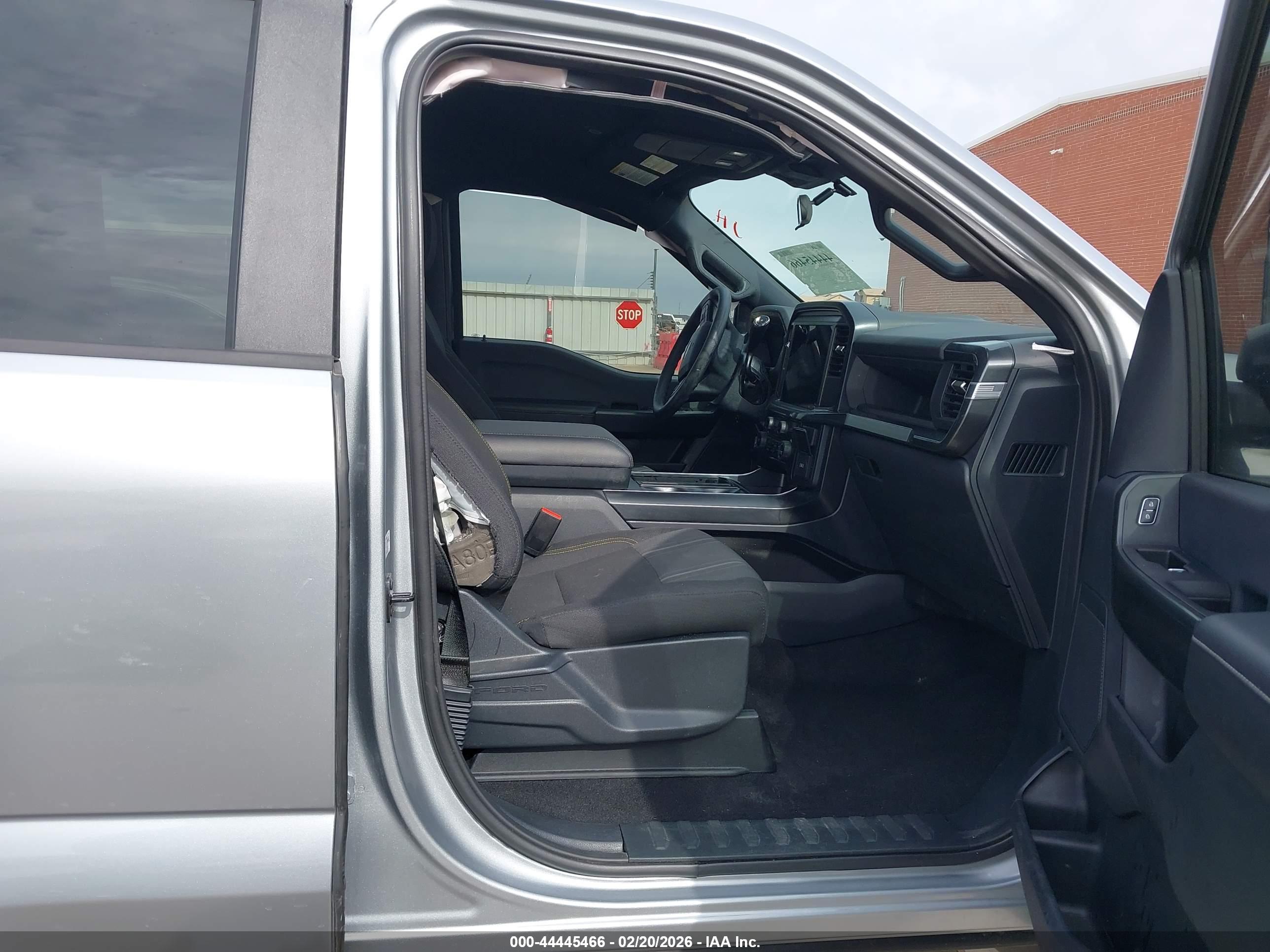 FORD F-150 image 5