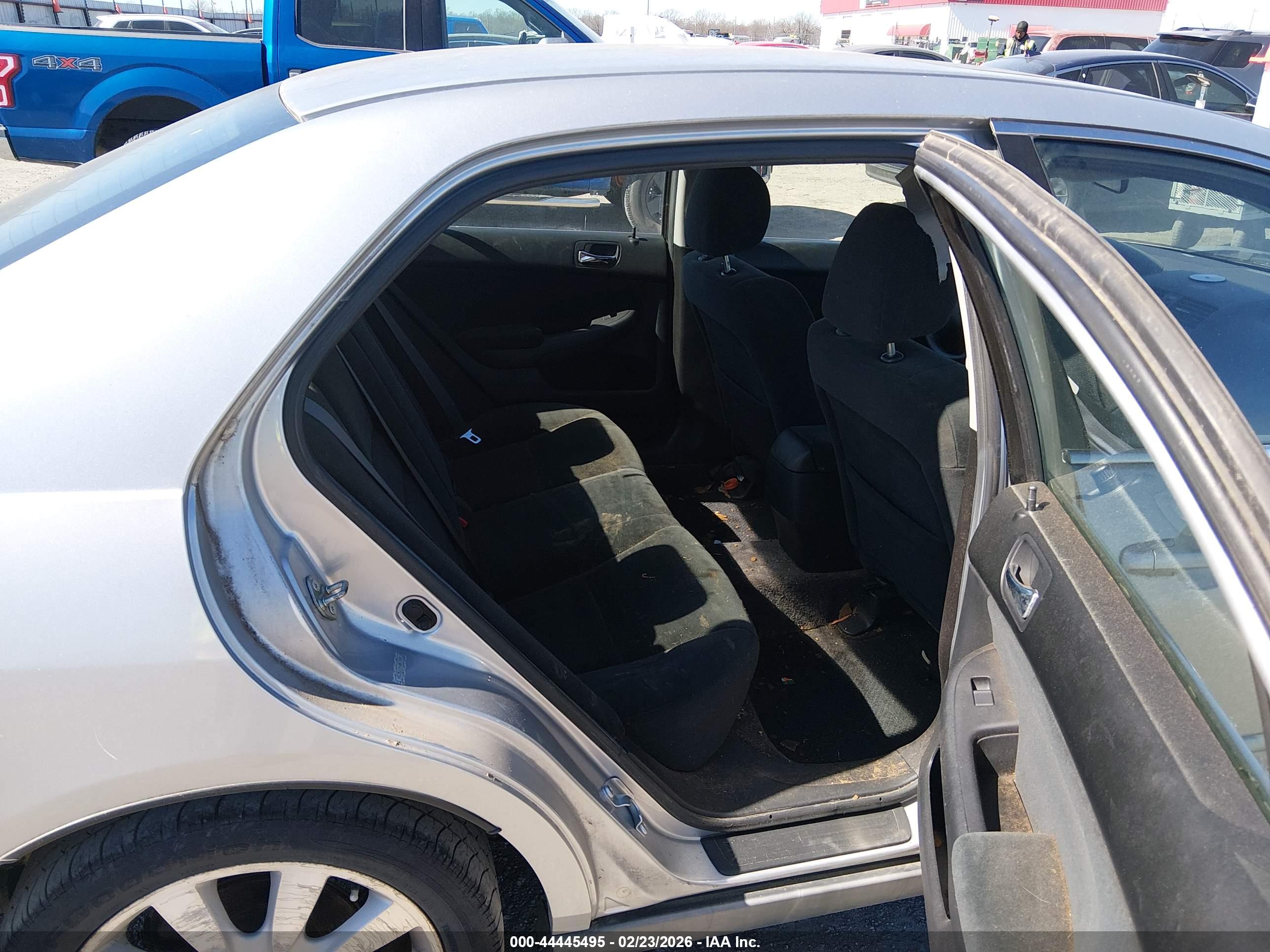 HONDA ACCORD image 8