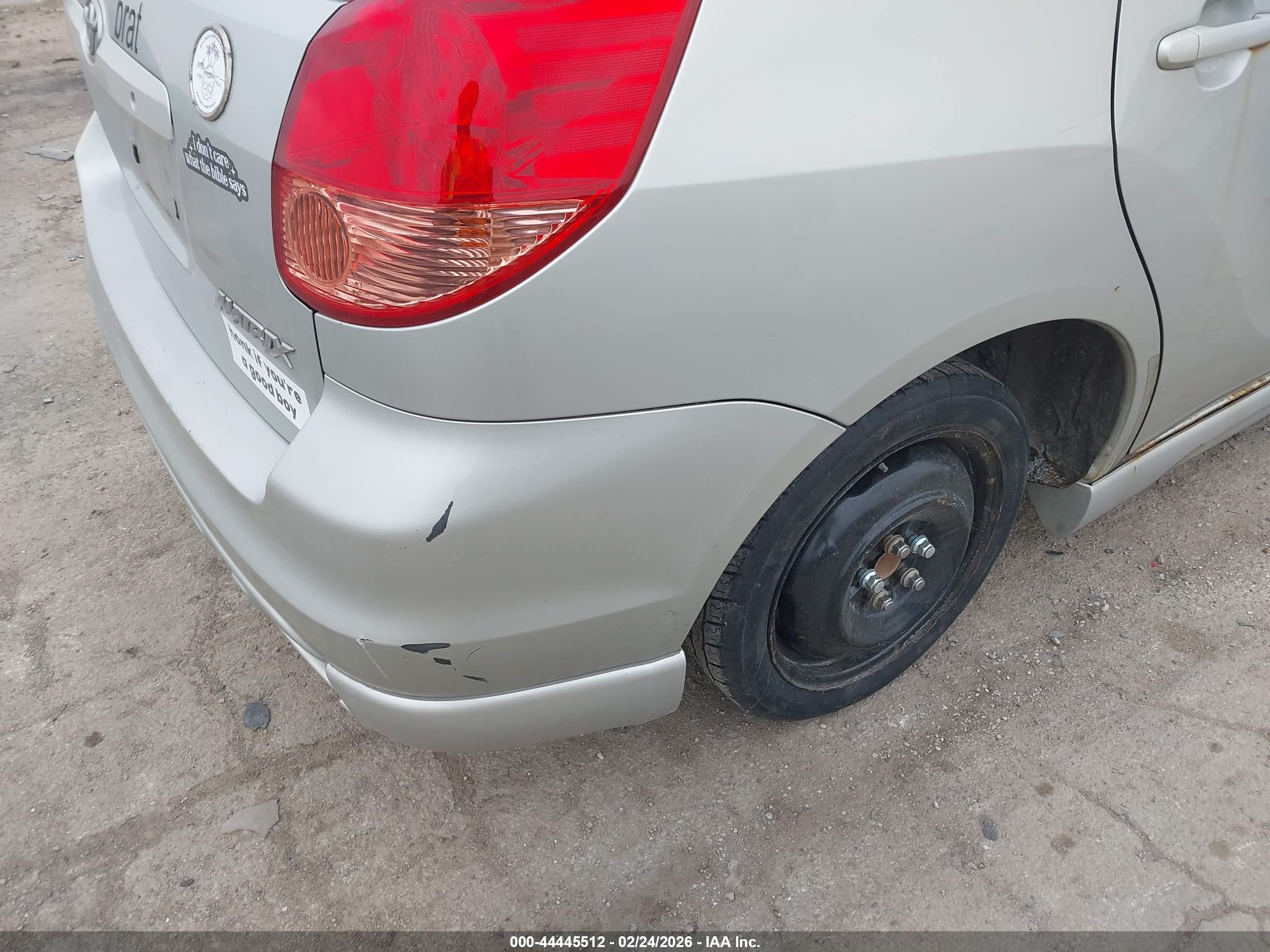 TOYOTA MATRIX image 6