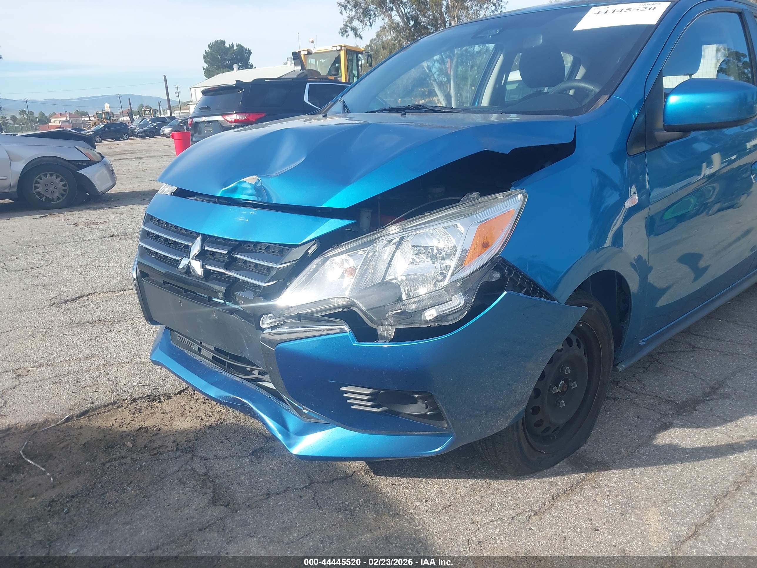 MITSUBISHI MIRAGE image 6