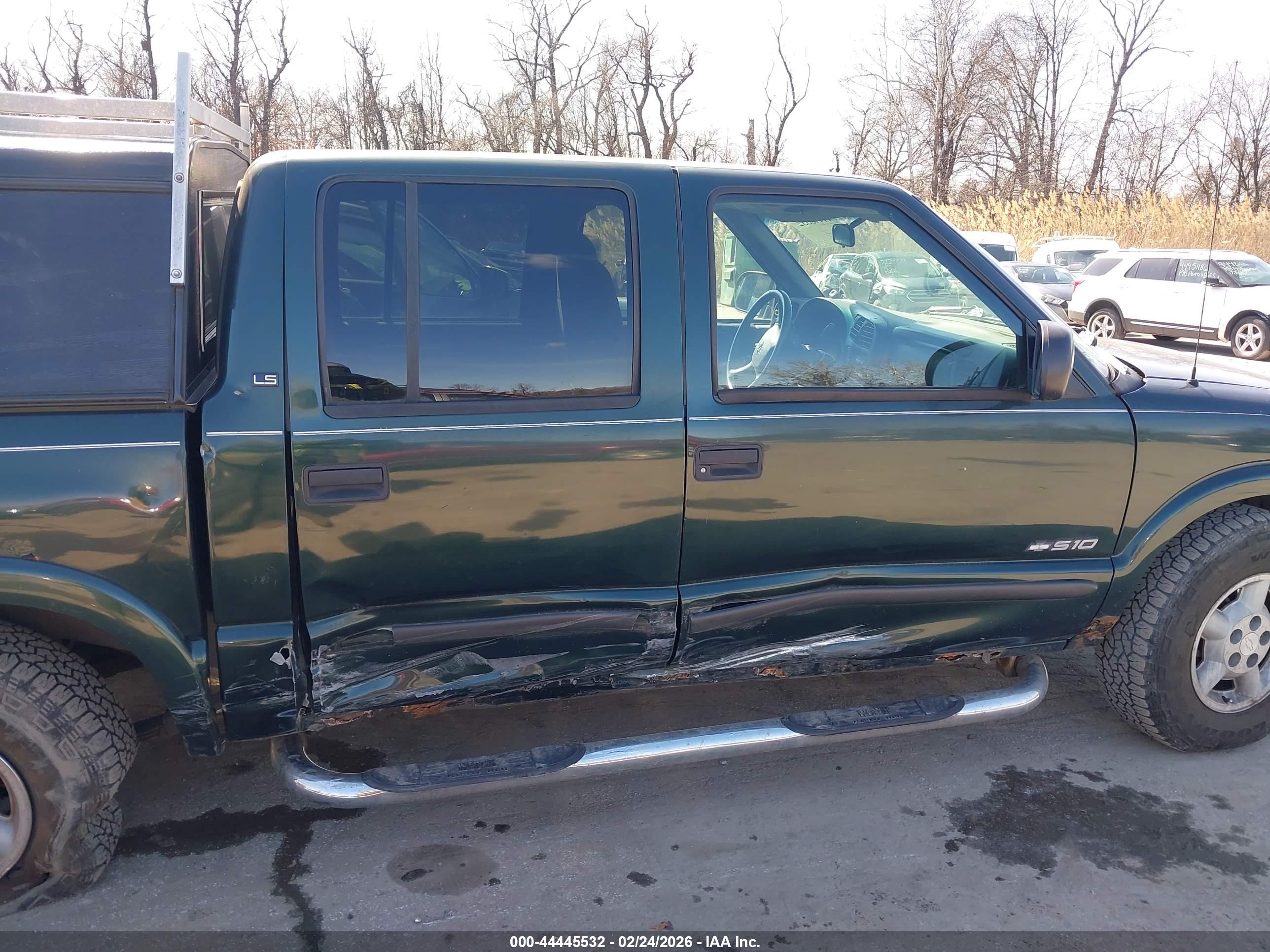 CHEVROLET S-10 image 6