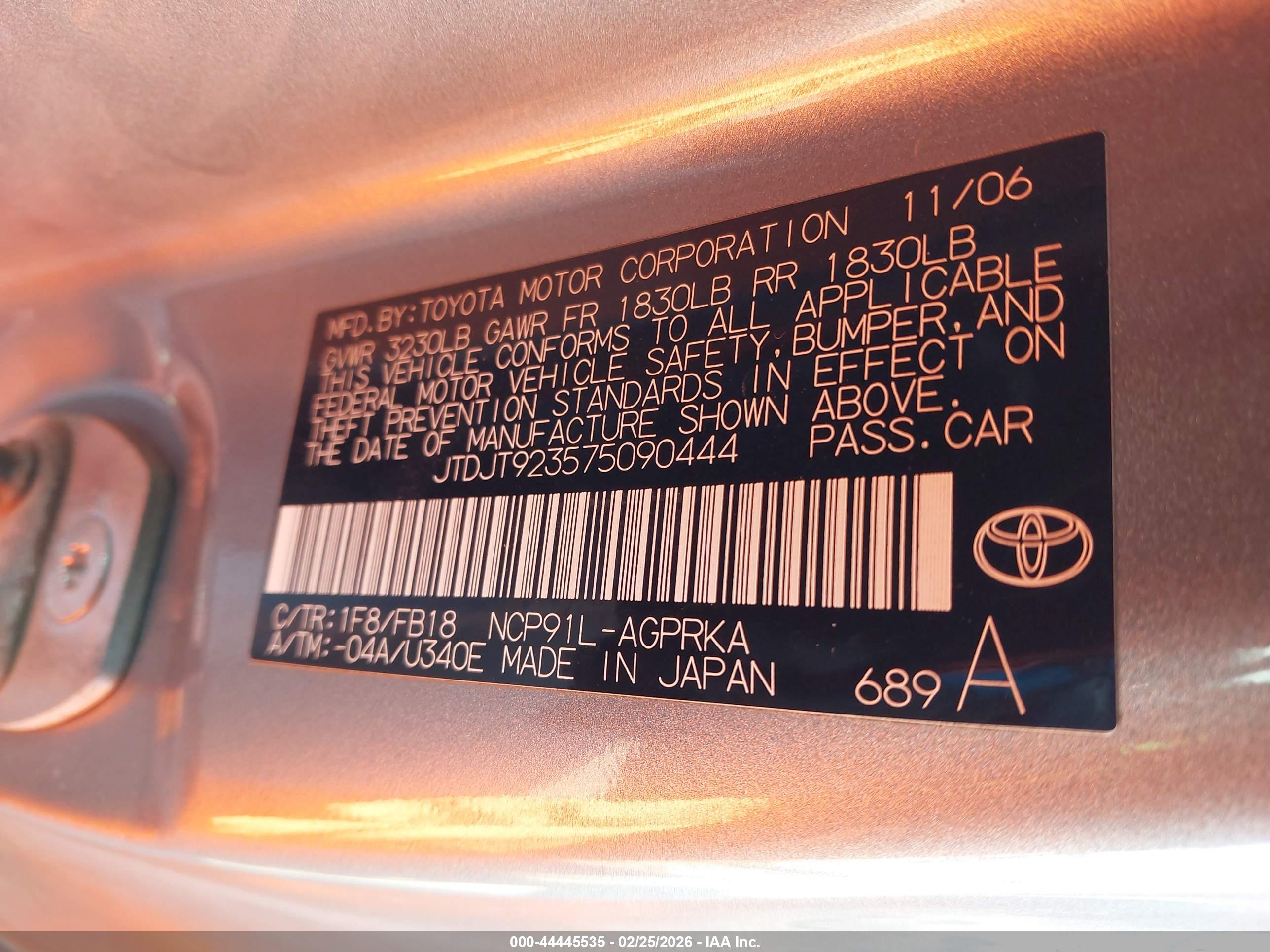 TOYOTA YARIS image 9