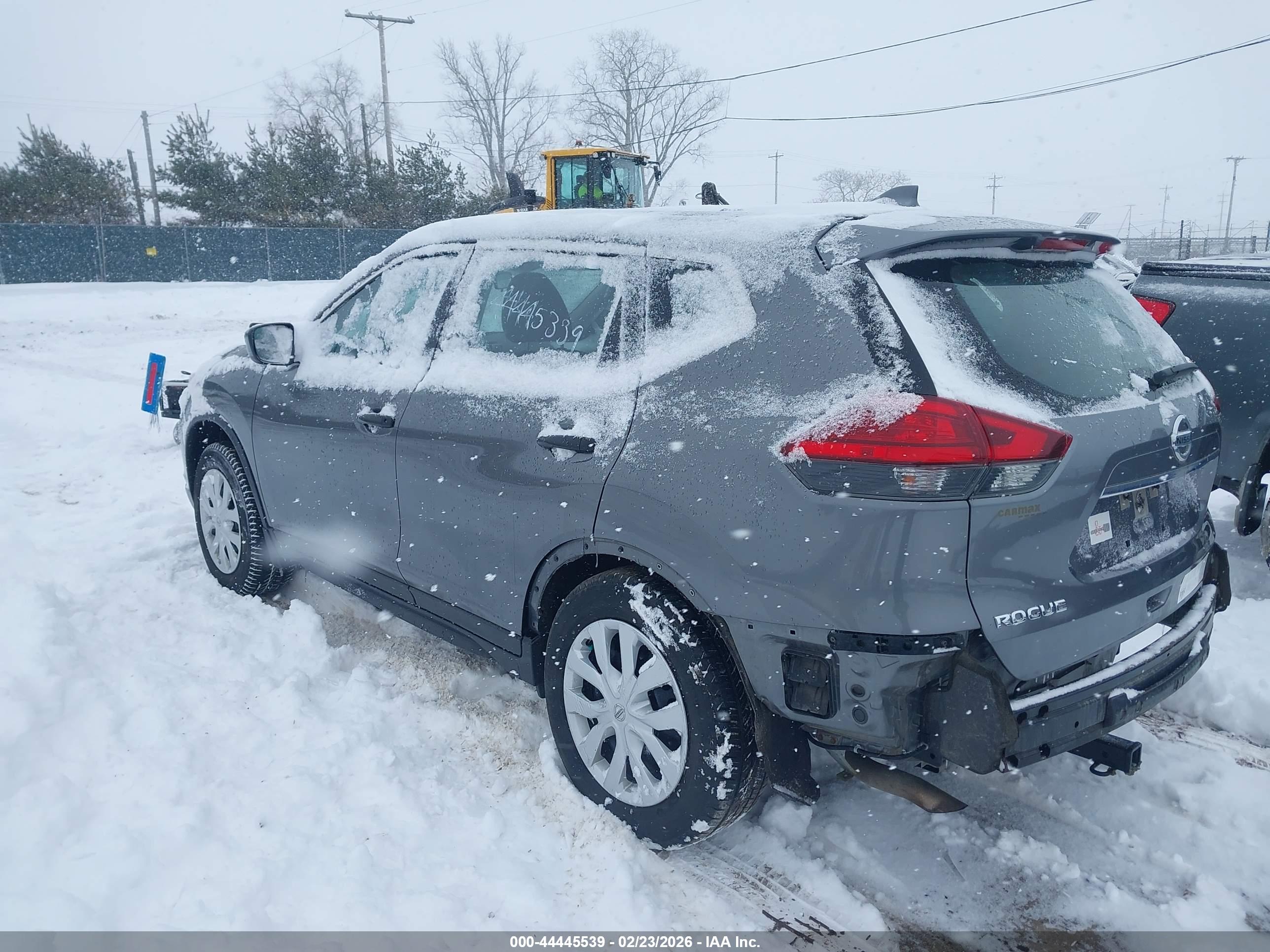 NISSAN ROGUE image 3