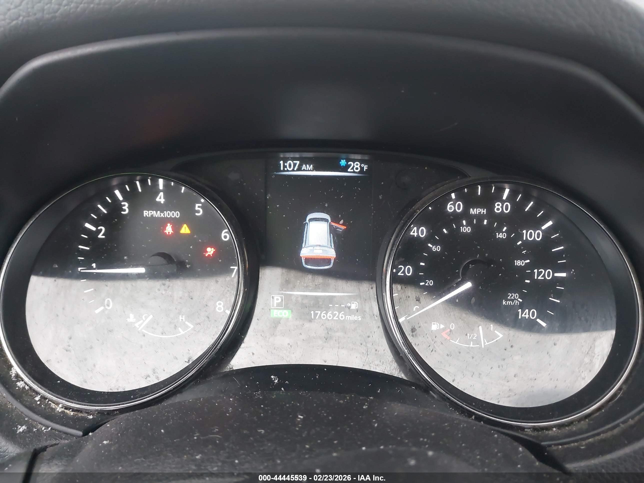 NISSAN ROGUE image 7