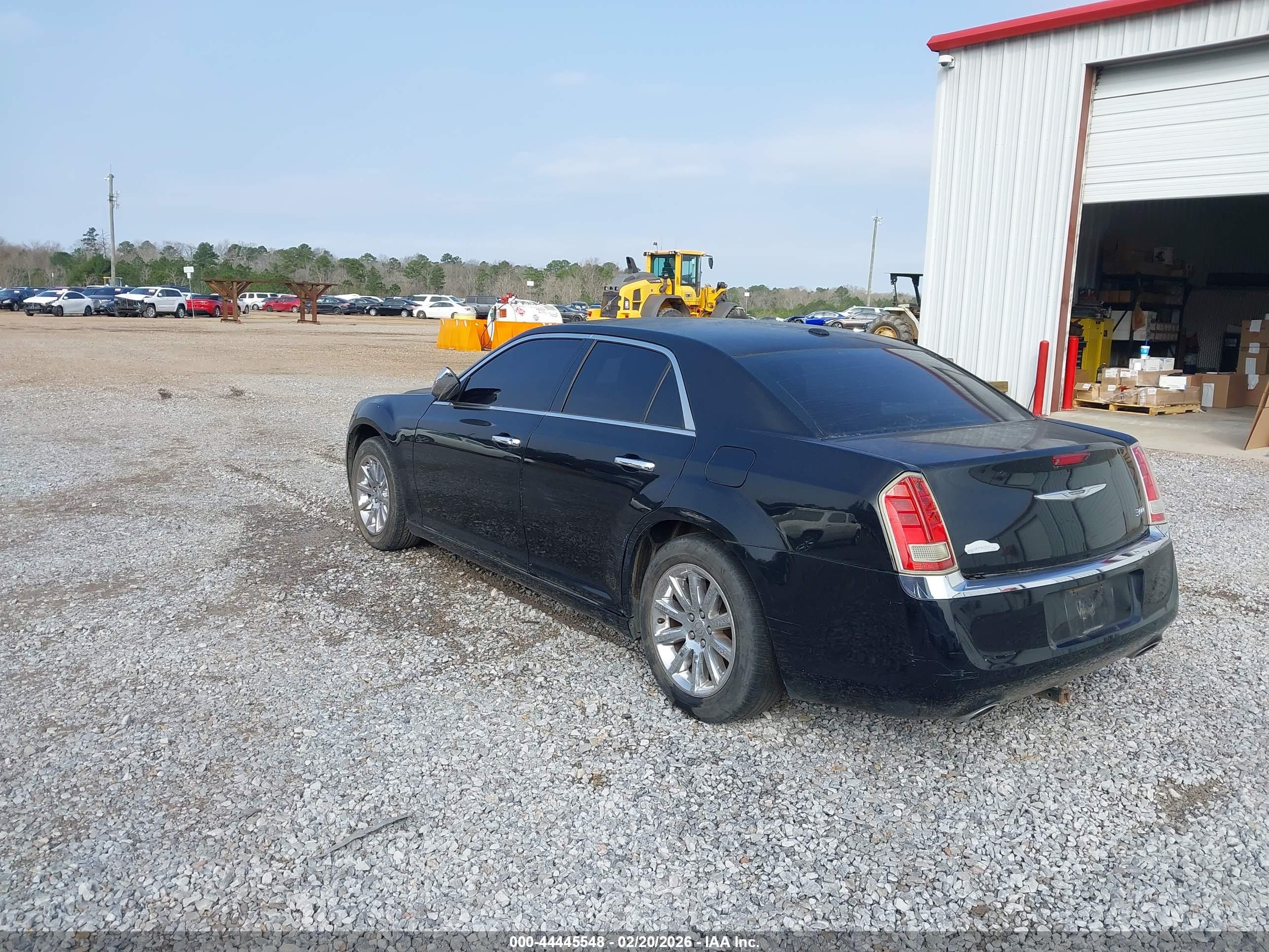CHRYSLER 300 image 3