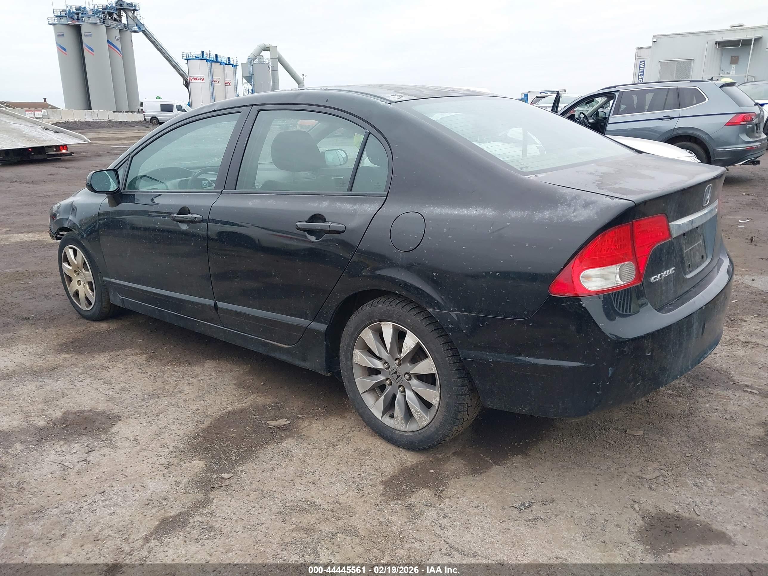 HONDA CIVIC image 3
