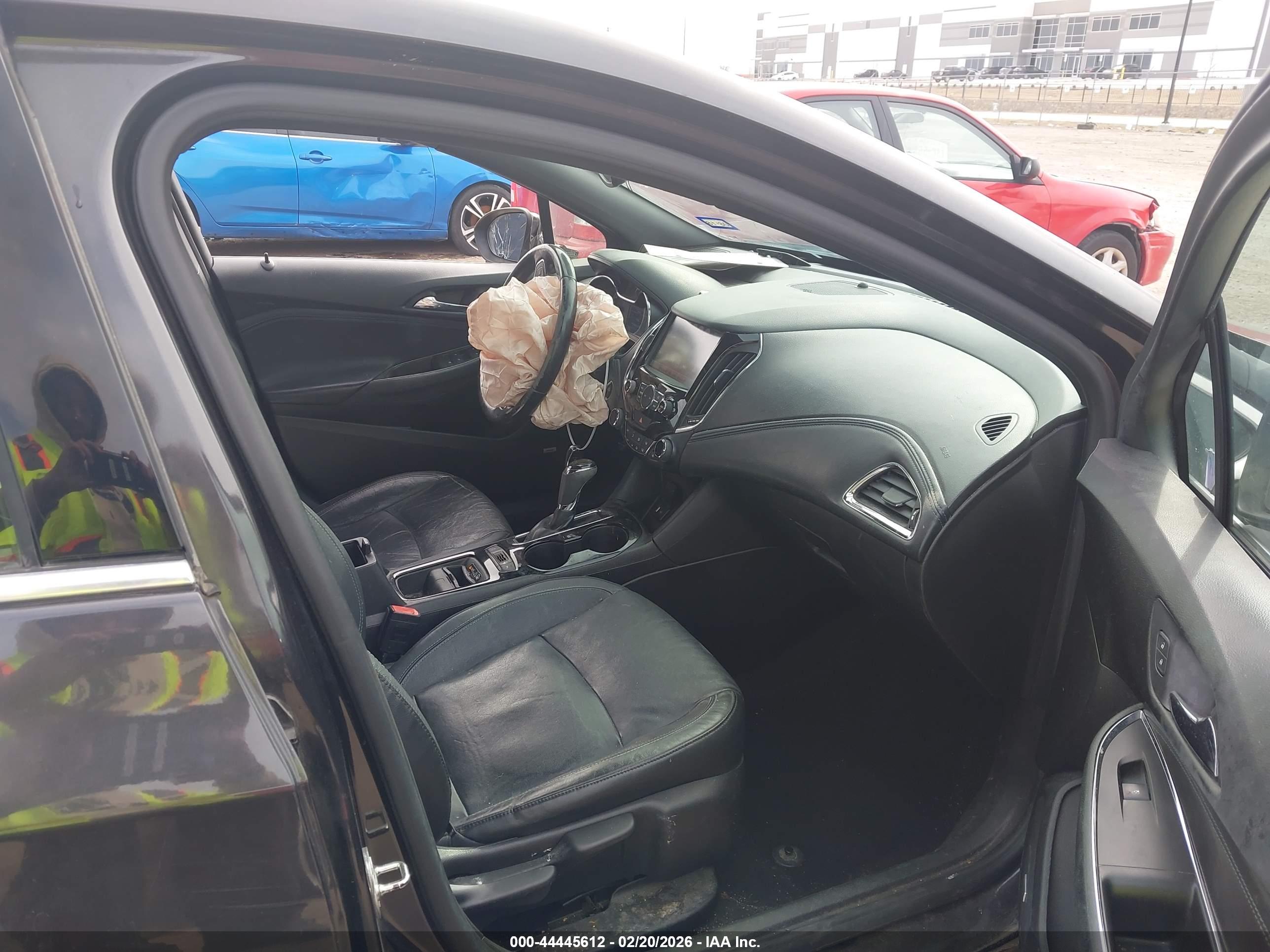 CHEVROLET CRUZE image 5