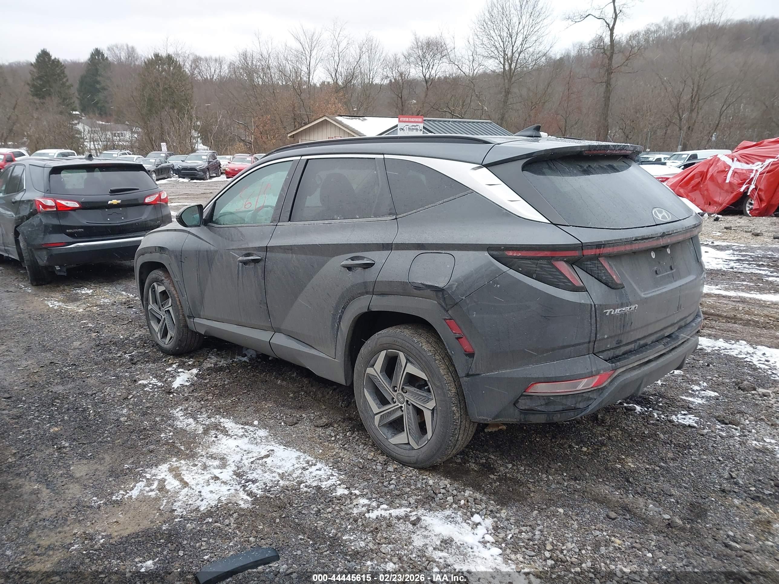 HYUNDAI TUCSON image 3