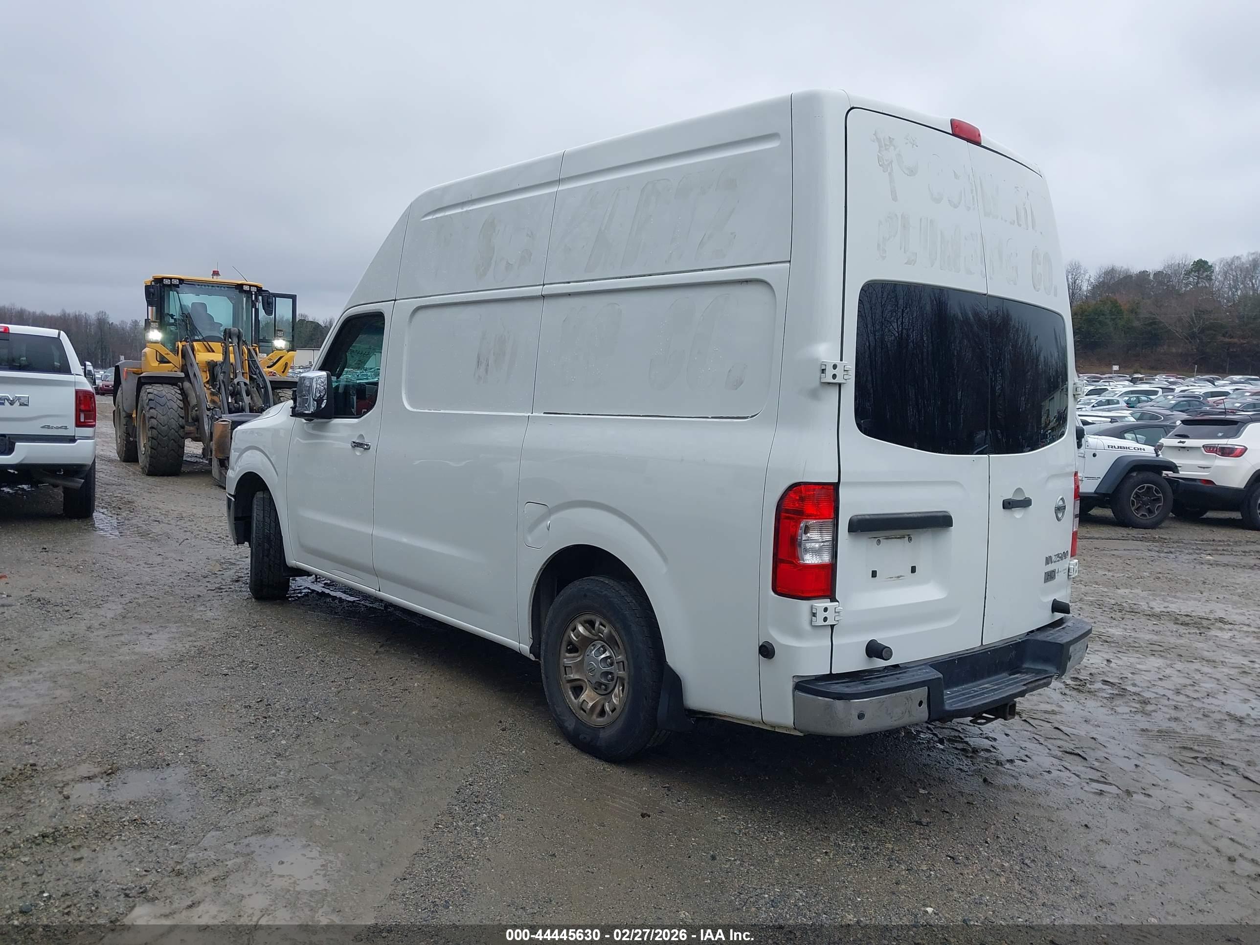 NISSAN NV image 3